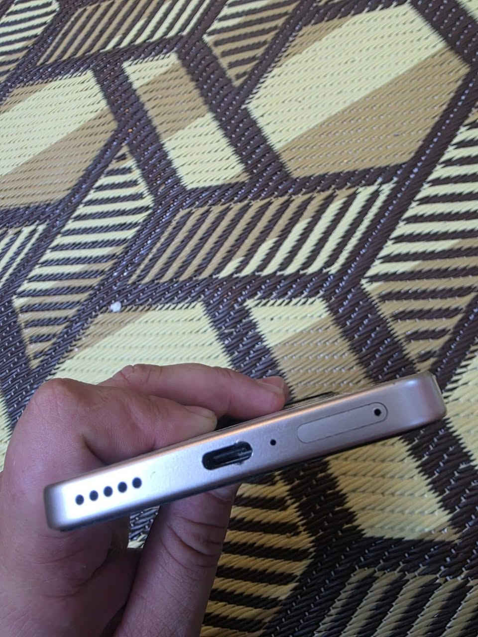 هونر x9dمستعمل للبيع…بيه طخه.. واضحه بل صور  ..مكاني بغداد.. ***********
