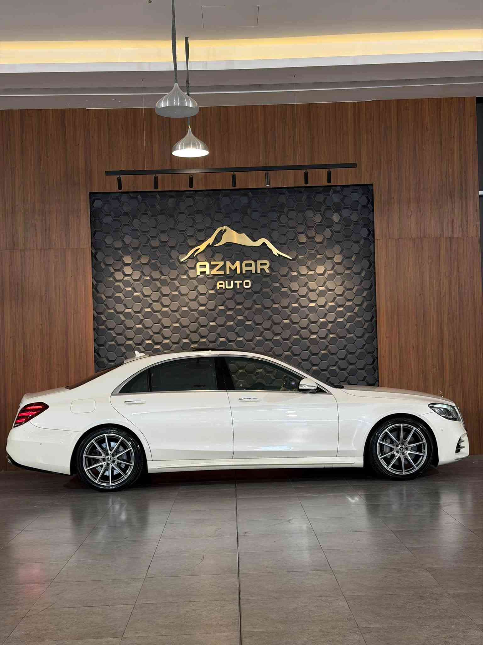 ارخص سعر بكل العراق 335$ ورقة فقط💣
‏
mercedes benz S500 AMG
محدث کت كامل 2019 🔥
وكاله المانية ضمان دولي 
مغلف PPF 
فول مواصفات (بانوراما وجكات وبصمات ورادارات وبردات وابواب شفط وصندوك كهرباء وشاشات وناظور ليلي وكشنات جلد تدفئه وتبريد وخزن وعطر بالدشبول وسياقة ذاتية وكشنات داينمك ونقطة عمياء وبعد هوايه مواصفات)

،گير ومكينه وحداديه وتايرات ودبلات وجوبلسات كلها بشرط
السياره بيها جاملغ و شبرين صبغ بدون حادث الباقي مكفول ،
السياره رقم وفحص وهزه كله جديد 

السعر : 335$ ورقة
للاستفسار : ***********

‎العنوان: السليمانية المعارض الجديده شركه (ازمر اوتو)
