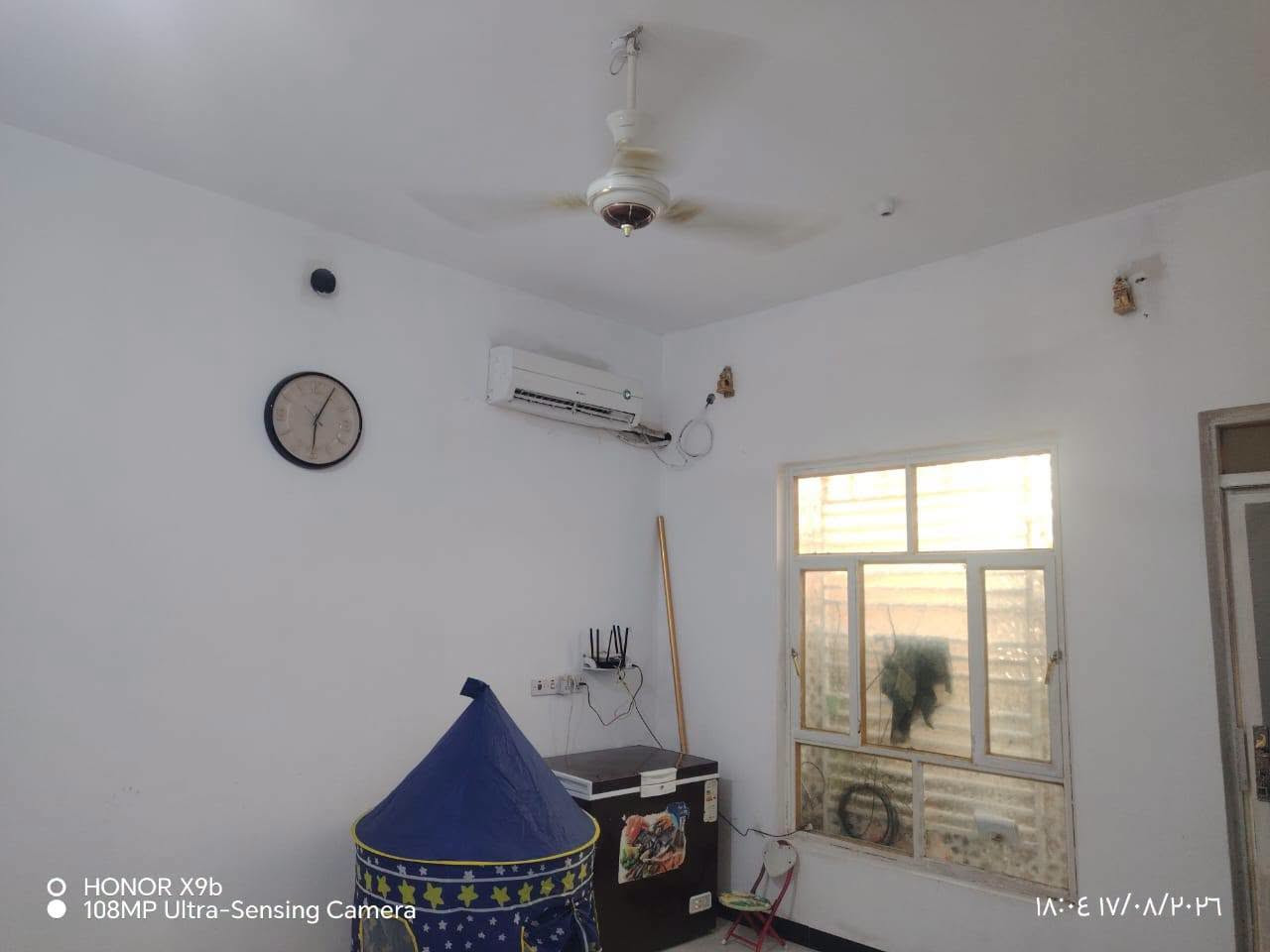 🔴بيت للبيع 
📐مساحته 100 متر
🏗️بناء جديث 
📄طابو ملك صرف
📍حي اور 
🏠(ديوانية وصالة وغرفة ومطبخ وحمامات داخلية وخارجيةالبيت مطلوب للاسكان 26 مليون 
اذا تحب انت تسدد الاسكان سعره 
120 
وتسديد الاسكان 235

واذا يبقى الاسكان عليه سعره 145
وره البيع بيوم اسدد الاسكان بشكل كامل

واذا تحب ادزلك تفاصيل البيت وصوره
***********
ا
