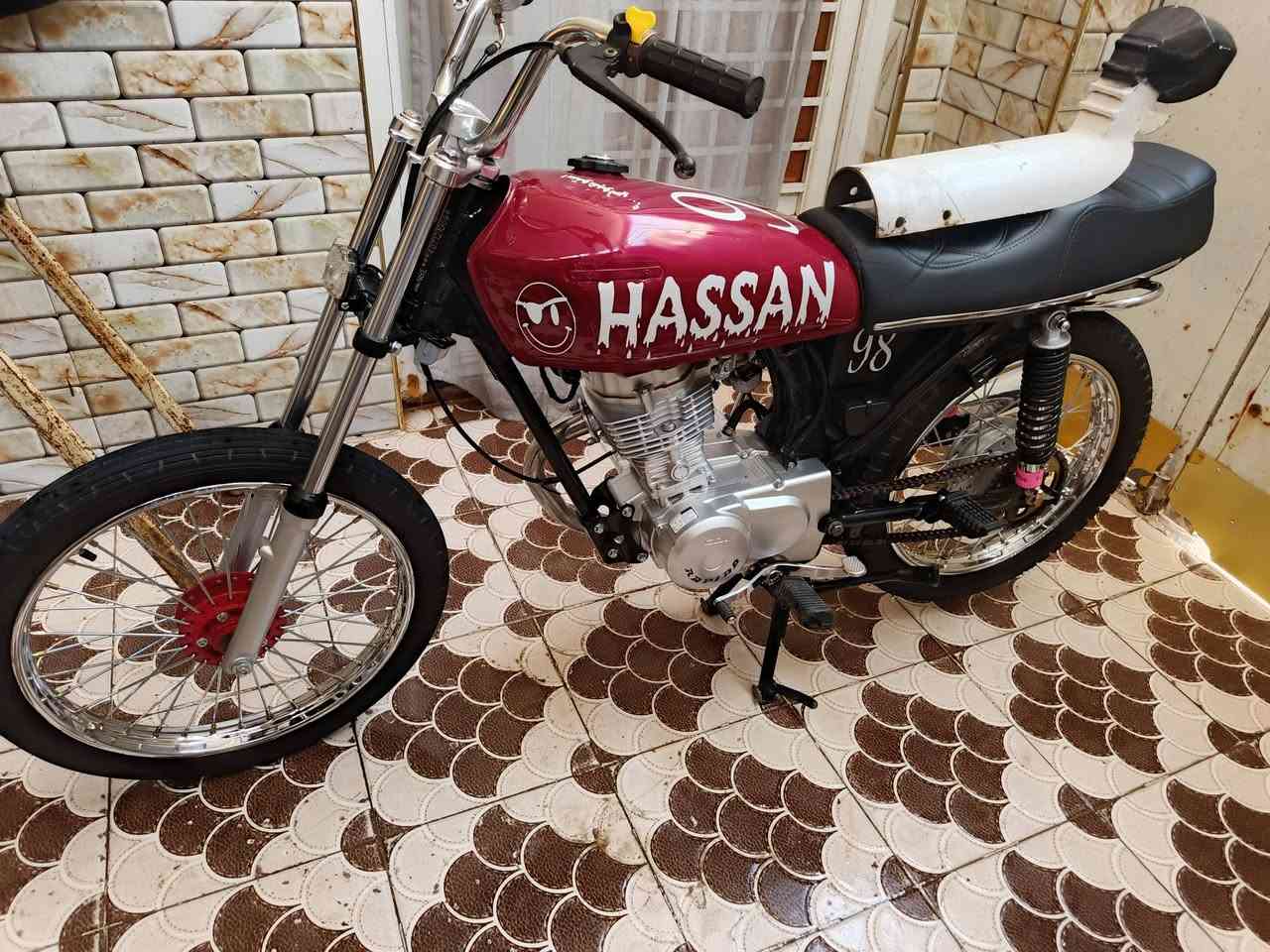 دراجه لل بيع كلهه ٢٧ دراجه اي نقص ما بيهه توهه معمره هاي ثناي تبديلت دهن الهه محرك ما محطوط عليه سبانه  سبدد لشىراي هاذه رفمي ***********
