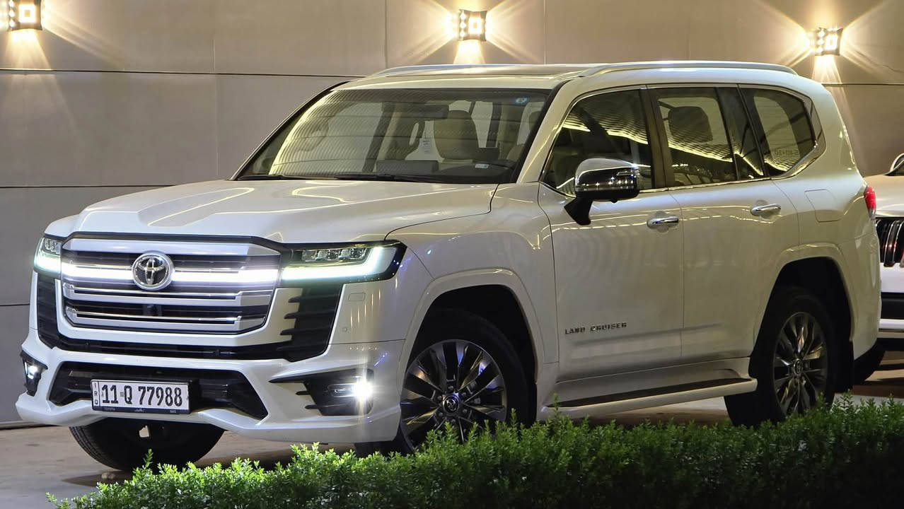 لاندكروز VX  ساز لمتد موديل 2024 رقم بغداد 6 سلندر فول مواصفات سعرها 725
الشراي يتصل ويدلل واذا مراوس عادي اراوس حسب القناعه مكان بغداد الدوره 

***********

***********

***********

***********
