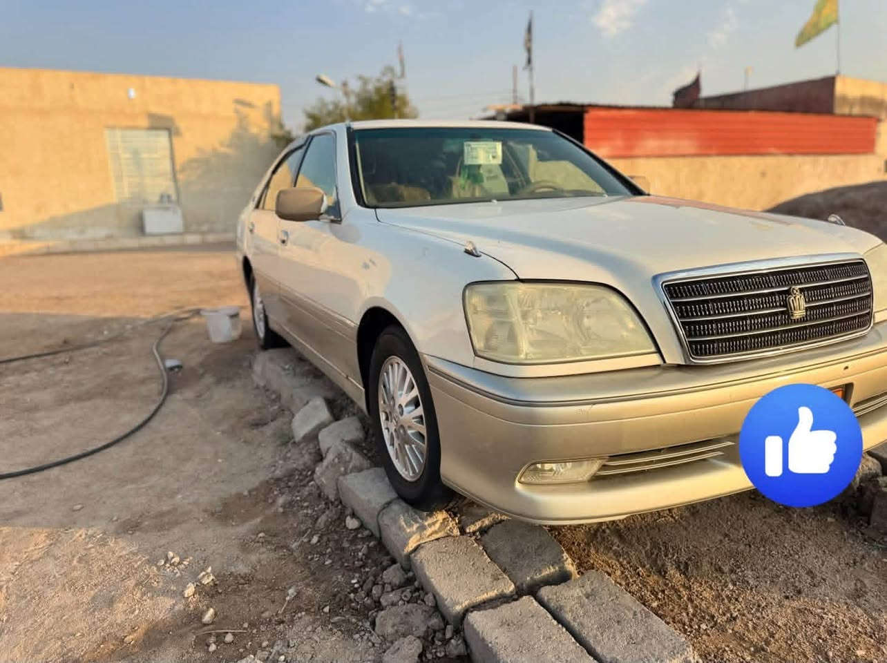 سلام عليكم
سياره جنون للبيع موصفات سياره دكمتين 
مكينه كبيره دي فور 
مكفوله كفاله عامه من الضربه 
ماعده كصه بلقماره وكصه بجنطه 
كافة الأصوليات 
رقم بصره نكليزي مميز
للاستفسار ***********
