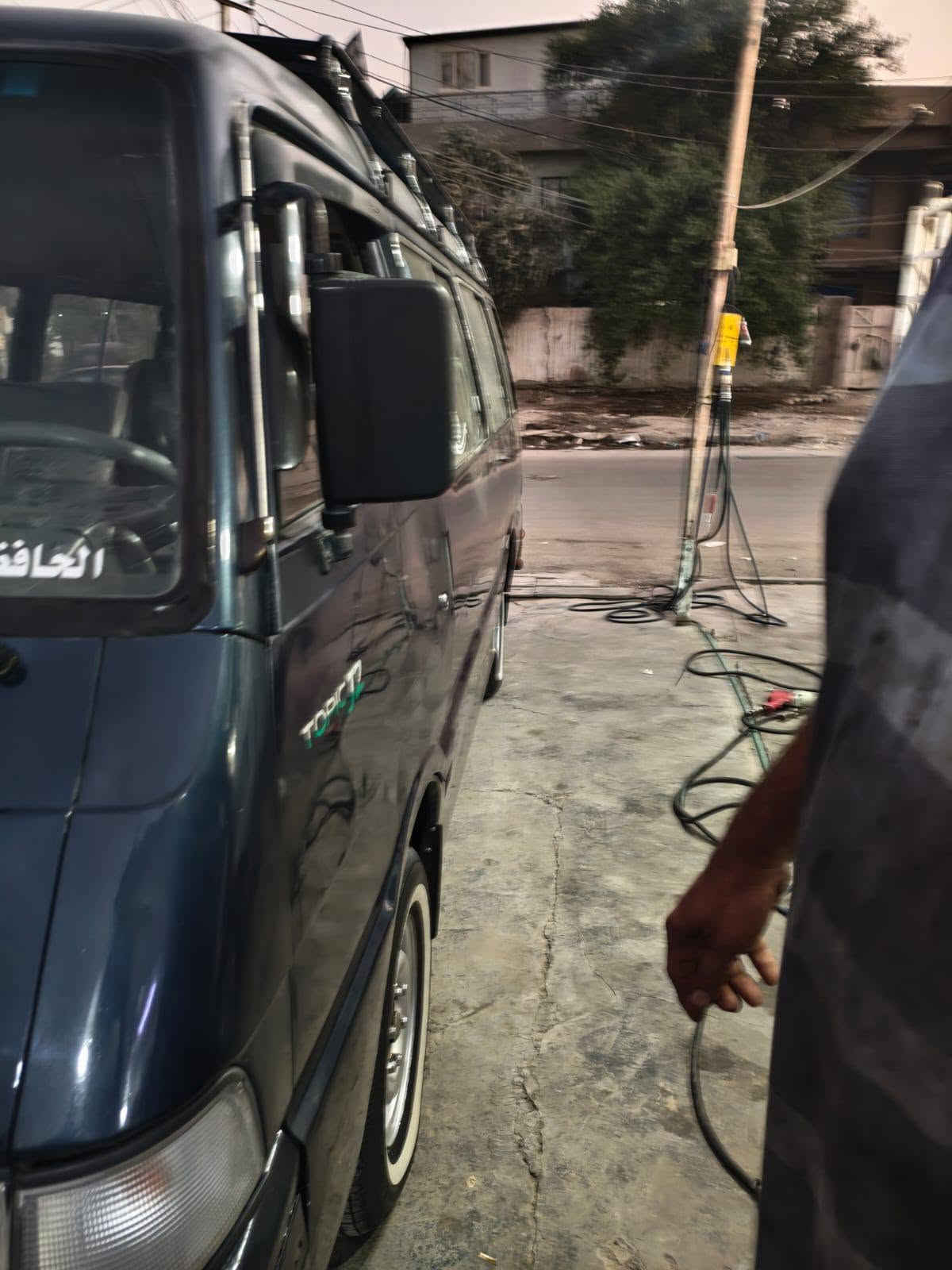 كيا اسيا موديل 1999 للبيع سيارة جديدة بمعنة الكلمة بيها وذراء صبغ و باقي كلير جمالية موقع بغداد المشتل شارع المطبك قرب المجلس البلدي رقم جوال ***********
