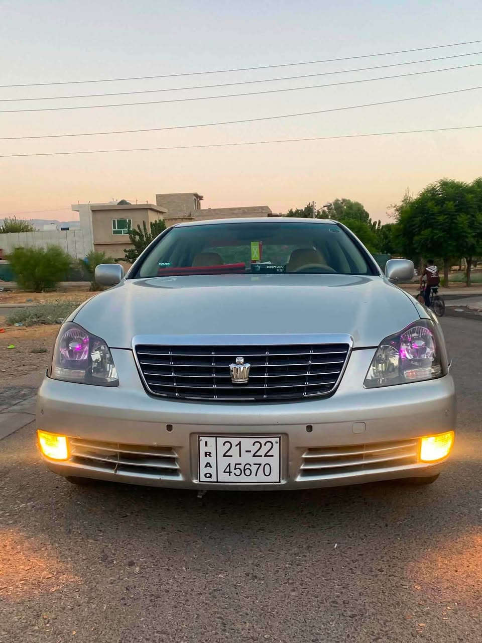 ١٨٠ بچوک براوە کۆدی هەیە
نمونە گێرو مەکینە تەبرید بە شەرت
سەیارەکە کامل
مەسرەفە رۆنی تازە گۆراوە تایەی تازە 
٢ دوگمە تەقەو رەقە بە شەرت 
٢ پارجەی ئەوروپایە 
سعری ٤٦ مجال 
بەس دەبلێکی تەقیوە
