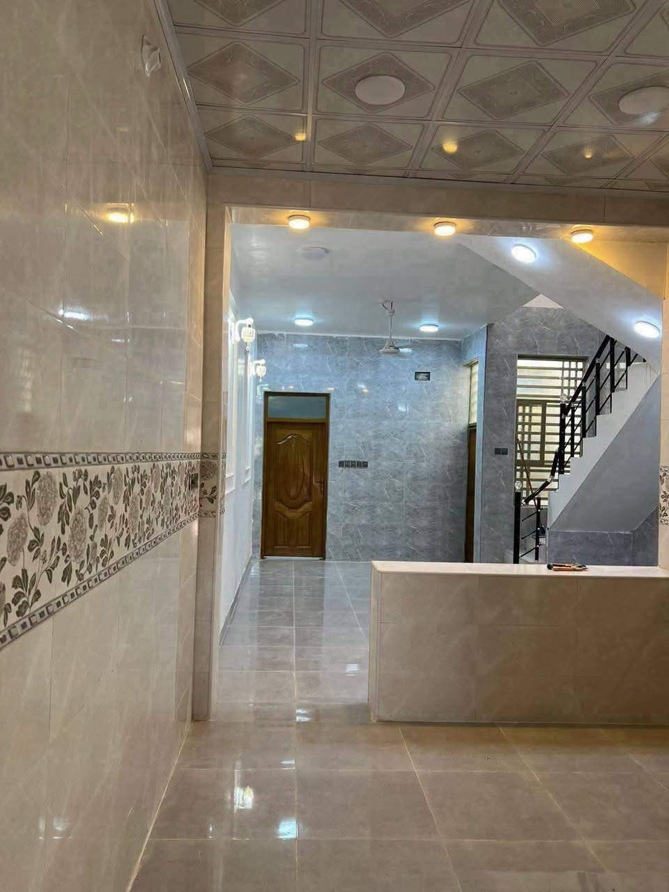بيت للبيع طابو صرف ١٠٠متر قطاع ٢٤على ساحة خلف شارع الكيات طابق واحد كونكريت مسلح وفارغ السعر ١١٢مليون مع المجال للاستفسار مكتب سيد هاشم الذبحاوي للعقار الكوفة حي ميسان ركن شارع البوريات ***********واتساب نستقبل جميع العروض عرصات بيوت مشتملات راسلونا مع الصور على الواتساب اعلاه وعلى مدار ٢٤ ساعة
