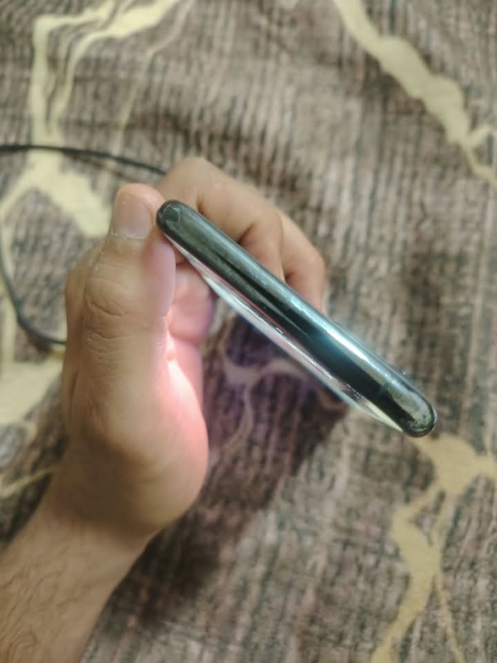 11 برو ماكس جهاز نظيف كلش ما مفتوح ولا مره جهاز كله بلاد بطاريه 85 مراوس عادي يرهم ذاكره 256 جهاز افحص وين ما يعجبك
مراوس ايش عندك تعال واتساب وبيع هم يرهم***********
