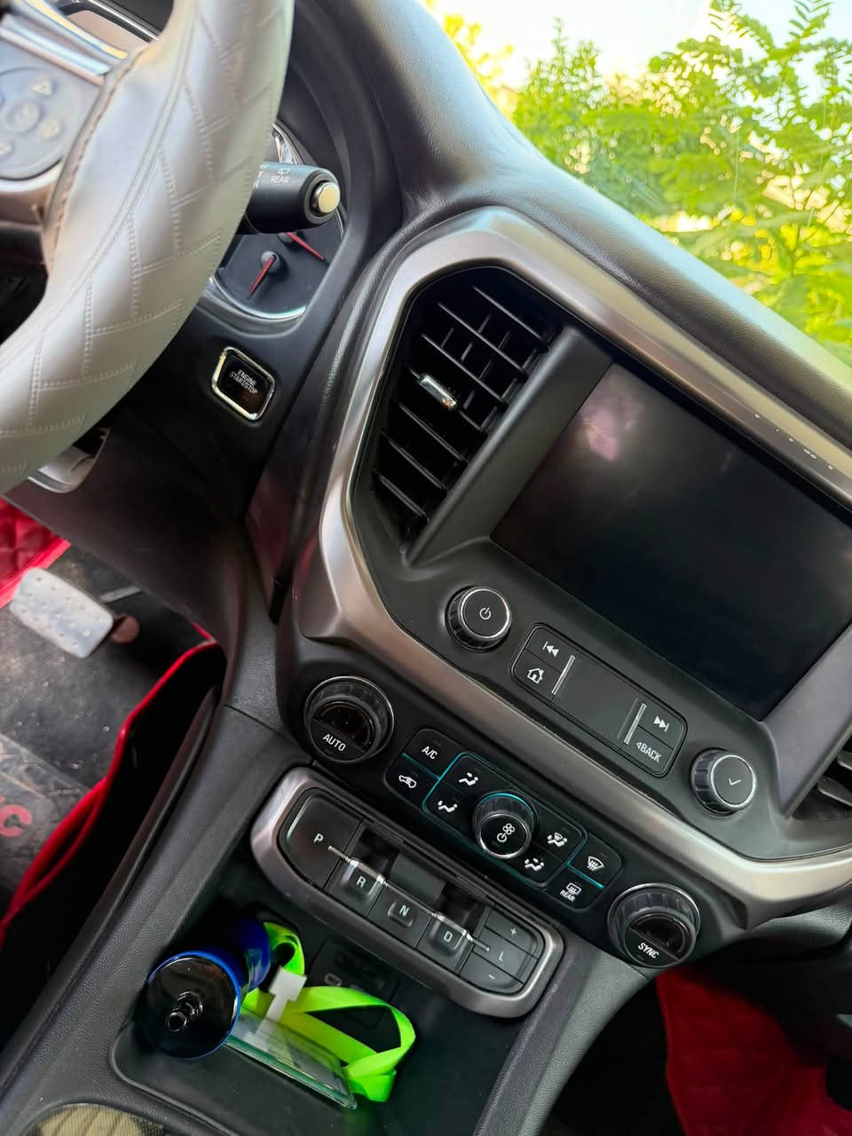 السلام عليكم
جمسي اكاديا 2021 at4

GMC Acadia at4

فول مواصفات واحد ع واحد 

بنوراما فتحتين

داتا شو

مكينة 6 سلندر 3600

كشنات خزن ميموري

كشنات امامي وخلفي تدفئة وتبريد

رادار امامي وخلفي وجانبي

كشن هزاز ويه الرادار

جنطة شفط

كشنات الخلفية منفصل سياحي 

5 كامرات محيطية 360 

شاشة وعدادات ديجتل 

دفع ثنائي و رباعي تحكم يدوي

ثلاث قطع تبريد منفصل

وبعد بيها هواي مواصفات

حادث خفيف جاملغ وبنيد وصور الحادث مرفقه بالمنشور

 سياره جديده وجاهزه من كلشي واحلى من الصور وشرط كله بلادية 

ماشيه 73 الف كيلو متر

المكان البصرة قضاء المدينة 

السعر 220 $ وبيه مجال للاستفسار

***********
