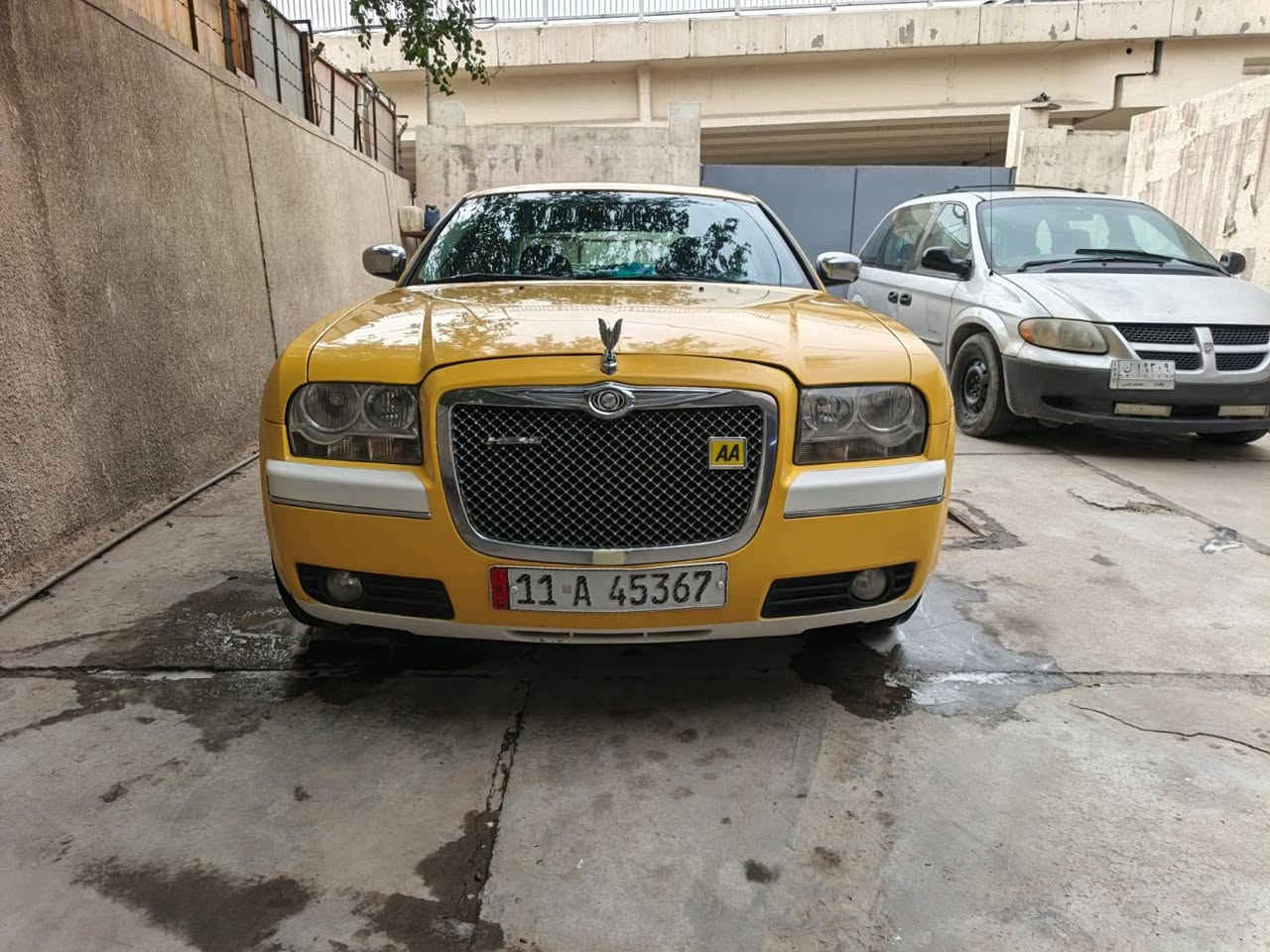 سلام عليكم اوباما ٢٠١٠ خط عماره بغداد أصل ١٠ بغداد بسمي تحويل مباشر أصل سياره أبيض سياره جاهزه للخير دواخل جديده منضومه غاز سيبايه تفصال عربانه جديده صدر امامي جديد زوج تاير أمامي توني شاده  محرك ٣٥٠٠ أصل محرك كير أكسل بل ضمان سياره جاهزهه وخير من الله منضومه زنون كامل حته بلوجكتر زنون سعر ١٢٠ قفل مكاني بغداد ***********
