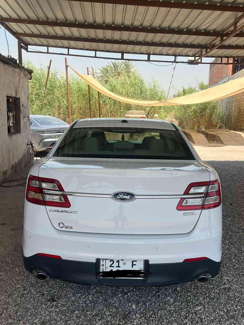 فورد 2013  لون ابيض ✅
بدون صبغ وبدون تبديل قطع
مواصفات ال sel معروفة
محرك 6 سلندر 3500
كير ومكينه جديد وبشرط 
ادامة كامله بلكات نوازل كهربائيات كله جديد وكاله
صدر امامي خلفي جديد
تخم تاير جديد
داخل بيجي
كشنات بلاديه 
تحكم كشنات كهرباء
 شاشه وكاميرا
حساسات خلفي 
تحكمات ستيرن جهتين كامل
تبريد قطعتين
تخم تاير جديد
ويل حجم 19 وكاله
السياره كامله من كهربائيات بدون جطلات
سياره وارد خليجي شركه نيفيا
كود بالباب 
رقم سليمانية بأسمي
هزه وبراد جديد 
السياره نضيفة جدا 
ماشية 170 الف كيلو 
 مرفقة بالمنشور
سونارها مرفق بالمنشور رقم الهاتف
***********

