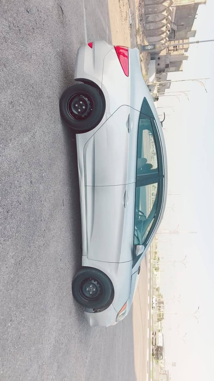 السلام عليكم سياره نوع اكسنت موديل 2017 السعر ٨٧ سياره جاهزه مكينه كير حداديه تخم تاير تبريد تدفئه كله مكفوله العنوان كربلاء رقم الهاتف ***********
