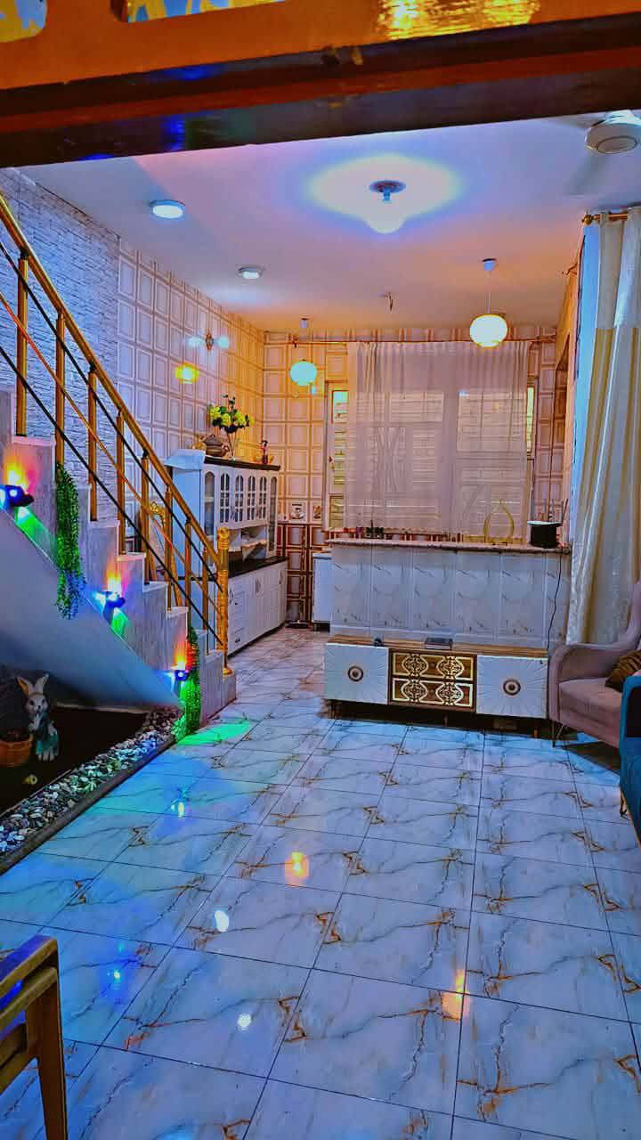 يوجد مشتمل طابو صرف فارغ
المساحة 100متر جديد 
طابقين نوم 2 ومجمع صحيات 2
مطلوب عقاري 20مليون 
شارع 80 محيزم 4 ورة المدارس 
للاستفسار مراجعة مكتب الشارقة للعقار مقابل مسجد الرحمن الاتصال اوعبر المراسلة ***********
