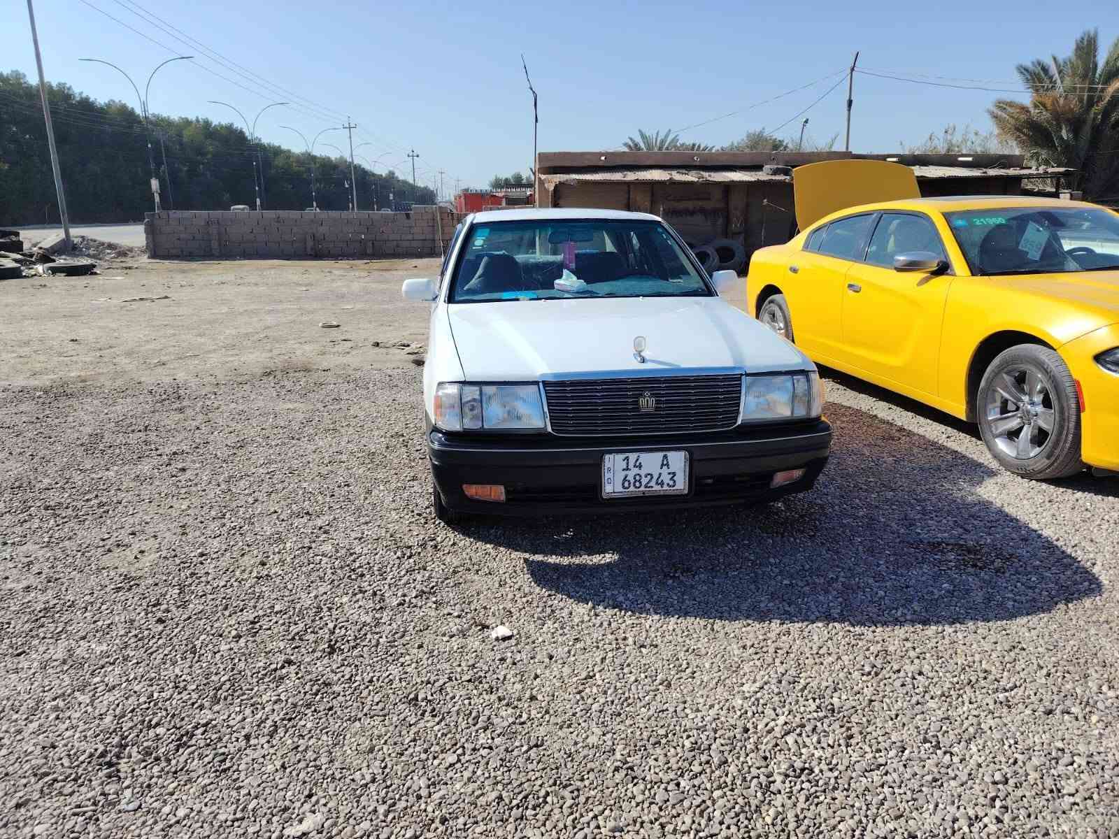 راس الثور تكم موديل 98 سابقن جانت سوده وسويت تغير لون وصبغن ابيض عام وحولت  بسمي رقم دولي بصره محرك وكير ففتي اكسن حداديه خير من الله تبريد ثلج سياره جاهزه من كلشي  للبيع السعر63 وبيها مجال للطيبين رقم الهاتف *********** مكان السياره ناصريه قضاء الدوايه وذا اكو مراوس بفلات عادي
