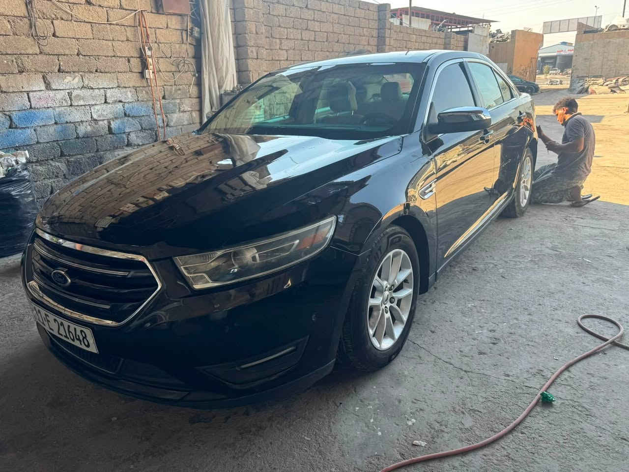 سلام عليكم
فورت تورس 2015

سياره جان بيه حادث 

كملته جاهز بدون صبغ

محرك حداديه كله جاهز 
سعره 75 بيه مجال 

***********
