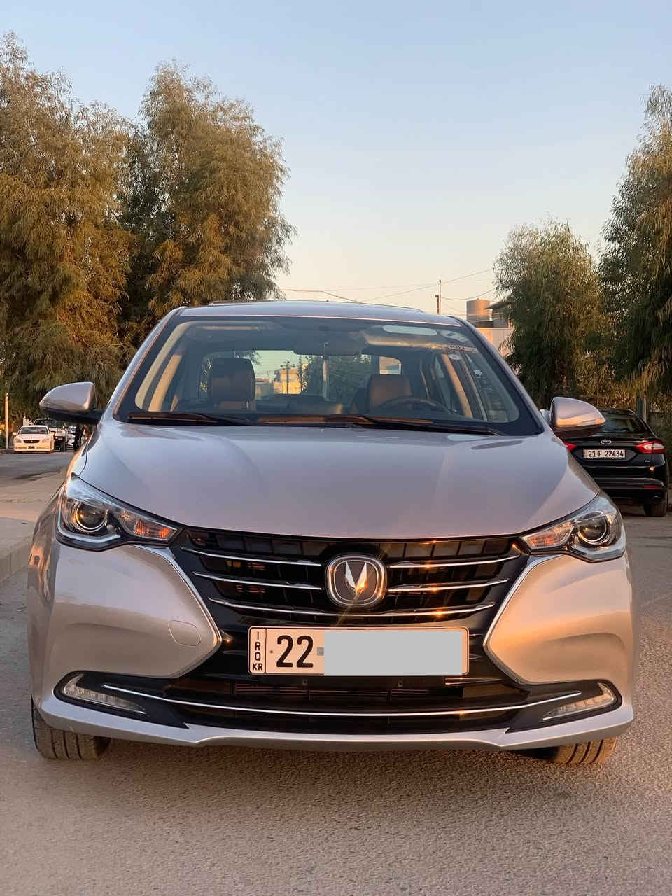🔥 شانجان السفن 2025 للبيع –! 🔥
🚘 الموديل: 2025

📏 الممشى: 19,000 كم فقط

📍 الموقع: السليمانية

🔢 رقم أربيل

✨ فول مواصفات:

• كوشن جلد

• شاشة كبيرة + شاشة لمس

• ويل كبير

• سقف سلايد كهربائي 🌤️

🛡️ ضمان شركة البخيت: 10 سنوات

✅ الحالة:

• بدون صبغ

• بدون حوادث

• مكينة وجير على الشرط

• السيارة كلها على الشرط

• حتى الشخت والخدوش ما بيها 👌

📄 تحويل وكالة وبنفس اليوم

💰 السعر,98$ — بيها مجال بسيط

☎️ ***********☎️
