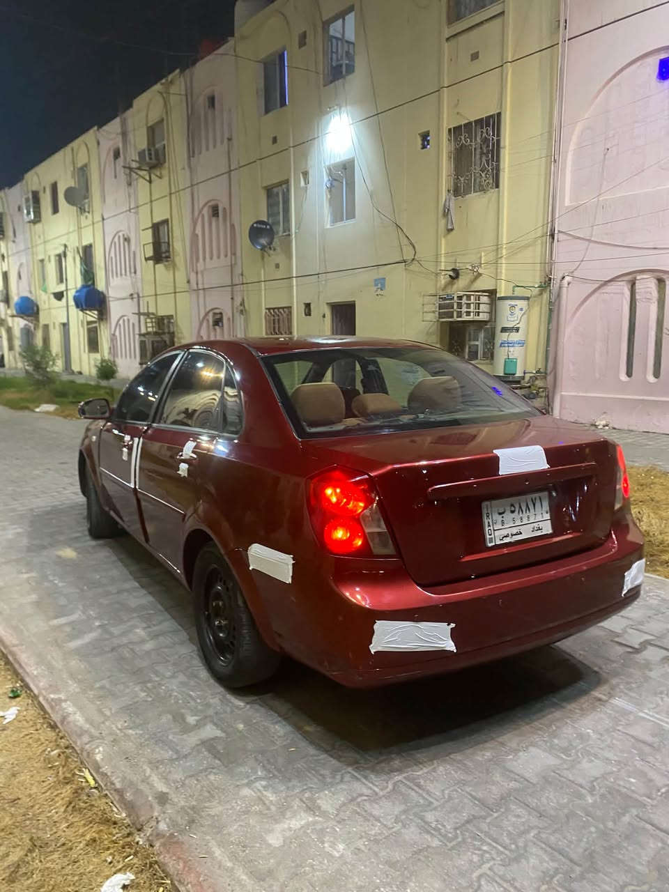 السلام عليكم
فورنزه للبيع٢٠٠٧
بيه حزام صبغ
سعر ٤٥ وبيه مجال 
التبريد شغال ثلج
الستفسار على هاده الرقم
***********

