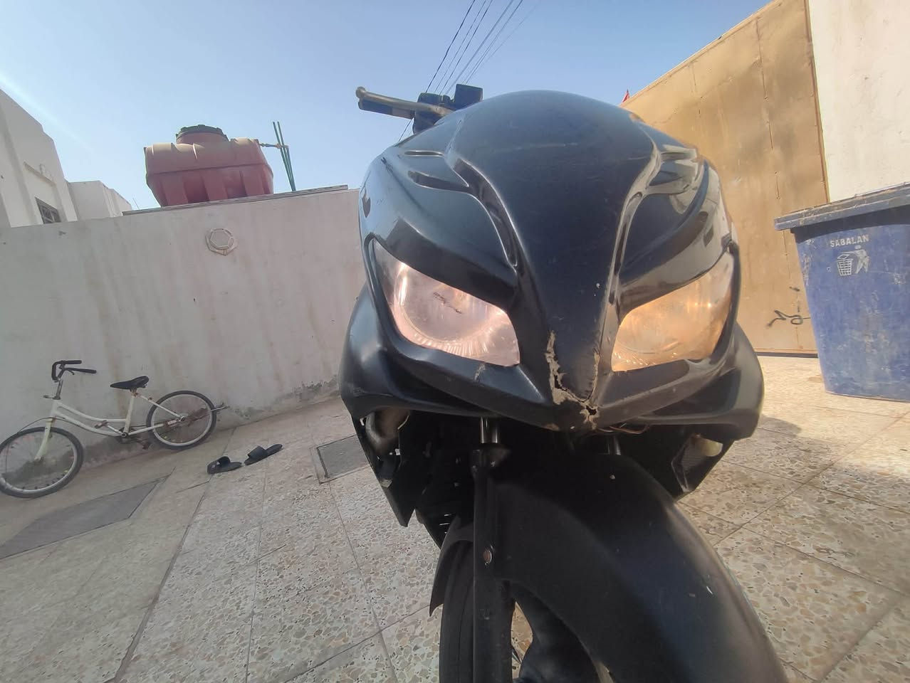 سلام عليكم للبيع او مراوس ستوته 
للبيع فورزه 08 عميه بلاد كفر بومه نضافت كفره 50%بس البجم تعبان الصفاح نضيفه مفتوحه مره واحد قبل سبوع ال دراجه خير من الله كير مالغي تشتغل الصبح نكره بدون تاخير مكان الدراجه دوانيه راسلني خاص وادزلك باقي تفاصيل ‭

‭***********‬
