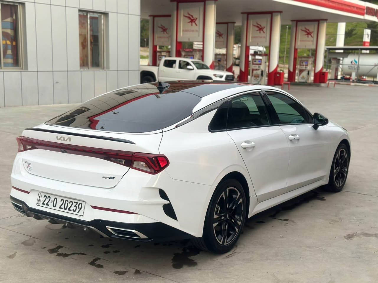 Kia k5 2022 
فول مواصفات 
مرقمة جاهزة 
بيها 4 مكانات صبغ بدون دواخل بدون ايرباك 
الرقم : ***********
السعر : 178$
مراوسة فقط مع مارسيدس 2020 و فوق رقم شمال اكر, نينوى
