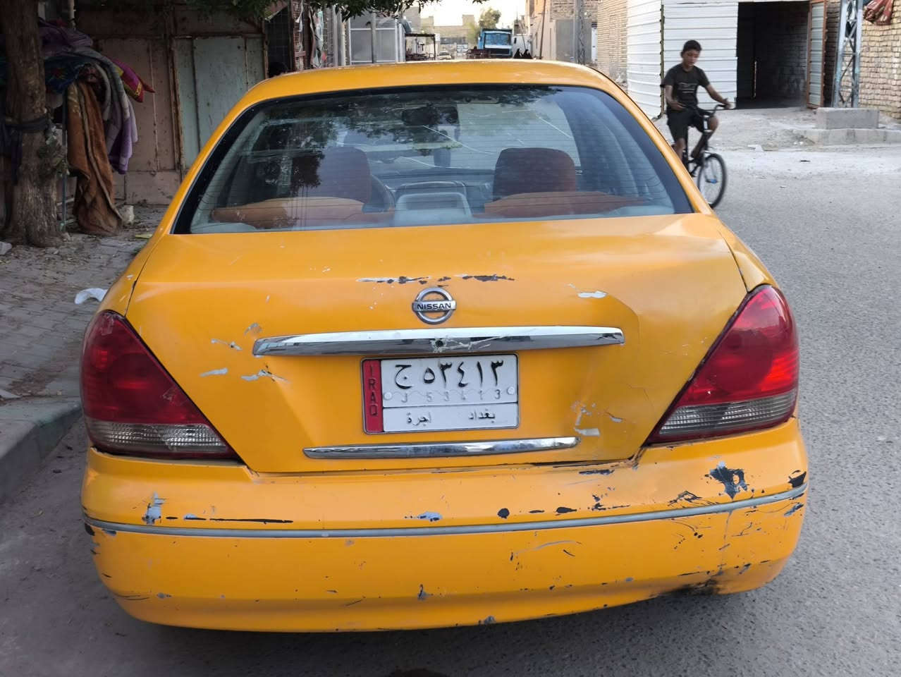 نيسان سني ٢٠٠٥ سياره باسمي مكانها ميسان اني مكلف بلنشر هذا رقم صاحبها *********** سعرها٤٥ وبيها مجال

