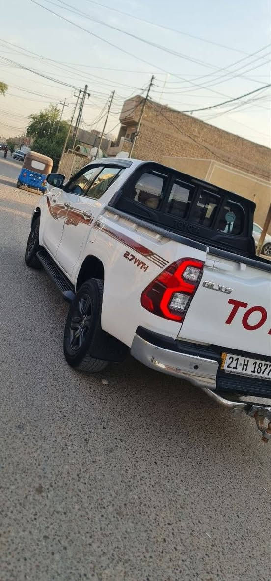 ســلام عــليكم
للبيع بيــكم تايوتا فورويل ساز 
2021 سياره مكفوله سونار بل منشور رقم سلمانيه بسمي تحويل سياره فول مواصفات كامره حساسات بصمه جاهزه الخير  ماشيه 115 
الاستفسار الاتصال واني خادم 
(***********)
