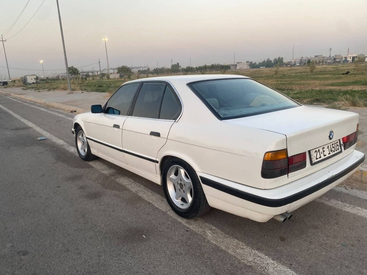 بیئیم 525 توماتیک
مودیل 1991 فول مواصفات 

      کیر محرک بشرط

       تبرید ثلج بشرط

     حیزام صبوغ للجمالیە

    رقم سلیمانیة مسترە

  باسمی  تحویل ثانی یوم 

      بیها کوبون بنزین 

     سعر 62 بیها مجال 

    ر .***********
