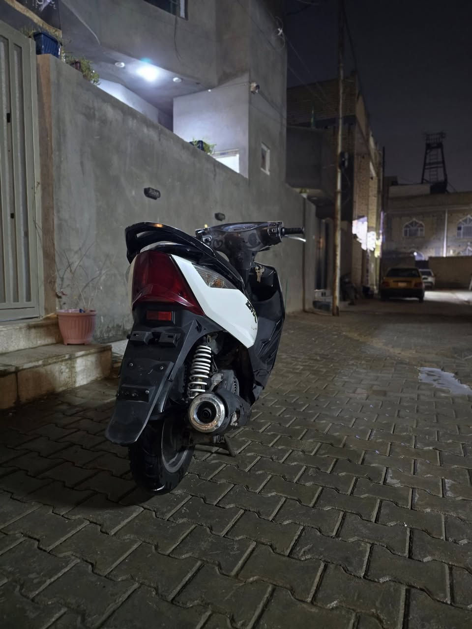 سلام عليكم دراجه ثعلب للبيع او للمراوس حسب القناعه دراجه كامله مكمله كهربائيات كامله تخم تاير جديد دراجه مفوله مكاني بغداد الشعله / السعر 500  وبيها مجال 
***********.    @إشارة
