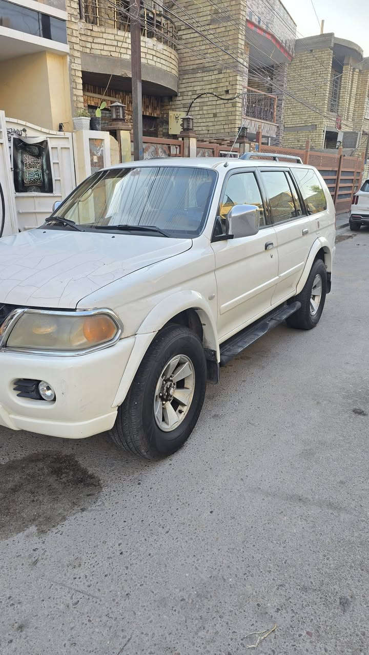 للبيع سيارة ميتسوبيشي ناتيفيا موديل 2006، الملكية باسمنا والتحويل مباشر وبدون أي إشكال، السيارة جاهزة ومكفولة، السعر المطلوب 75 ورقة وفيه مجال بسيط للشراي الجاد. مكان السيارة بغداد، وللتواصل والاستفسار يرجى الاتصال على الرقم: ***********.
