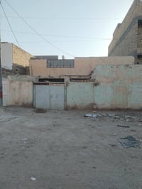 دار للبيع مساحة 200 م بناء قديم نبيع اعتبار قطعه  منطقة (حي الوحدة ٣) ...