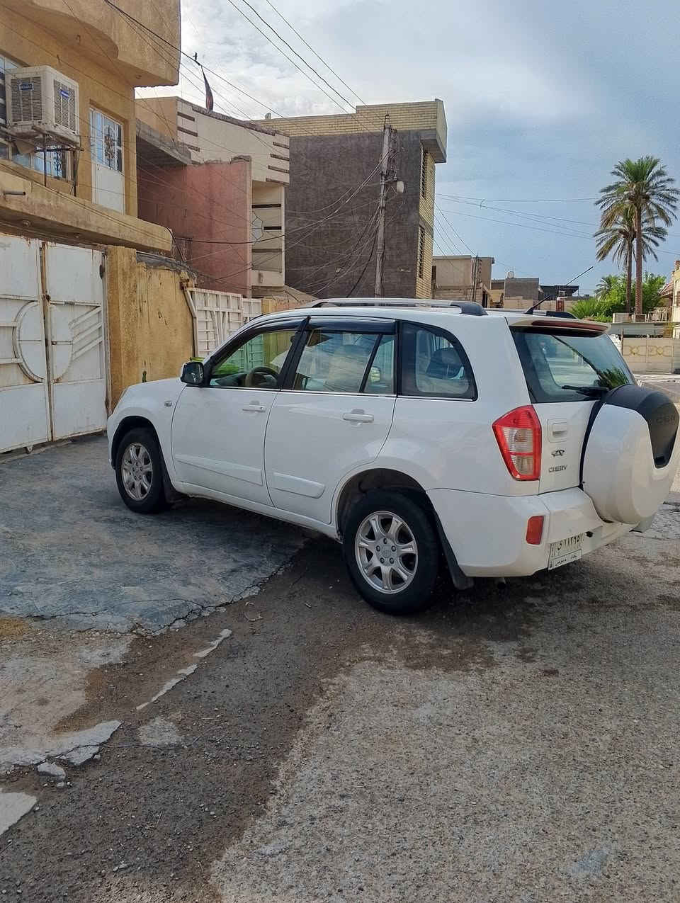 مكينه ١٨٠٠ • موديل ٢٠١٣ • بدون صبغ