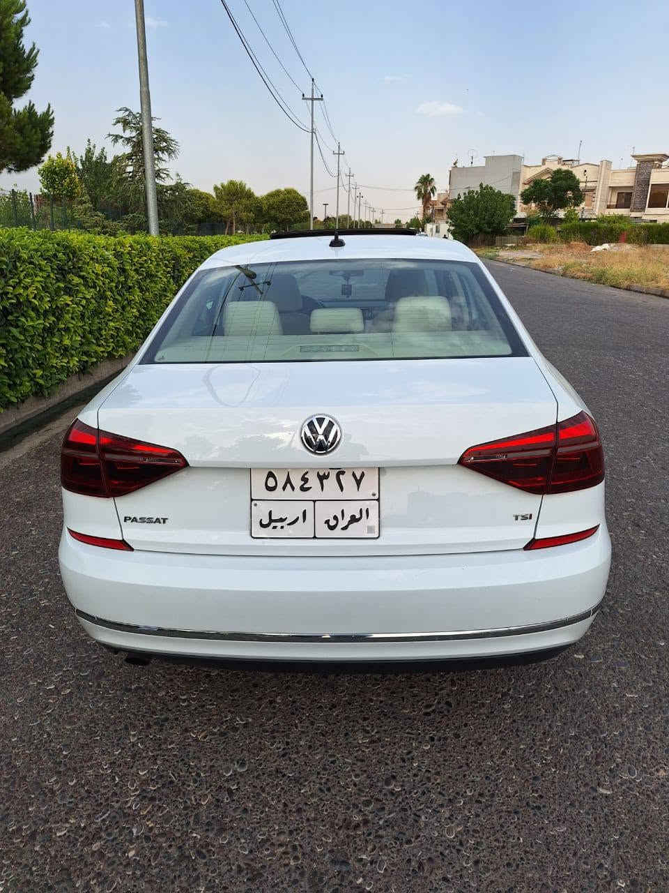 ‏السلام عليكم للبيع فقط
‏ باسات 2019 wolfsburg edition .رقم اربيل ومكان السياره (اربيل)
‏مواصفات فول السيارة 
‏1-سلايد روف 
‏2-رادار امامي +خلفي +جانبي 
‏3-داخل السيارة بيجي 
‏4-كشن السايق كهرباء 
‏5-تدفئة بلكشنات 
‏6- شاشة كبيرة تدعم اندرويد اوتو +كار بلي 
‏7-كامرة خلفية 
‏8-بصمة تشغيل +ابواب 
‏9-تحكم استيرن جهتين 
‏10-نقطه عمياء
‏11-كروز سرعة 
‏12-تبريد امامي +خلفي 
‏13-كير اوتماتيك +عادي +سبورت 
‏14-مكينة 4 سلندر 2000تيربو . محرك مفتوح
‏15-السياره داخله كلين مكفوله 
‏16-ماشيه 95 mil
‏السعر  155 🔥
‏رقم  ***********   *********** أربيل, العراق
