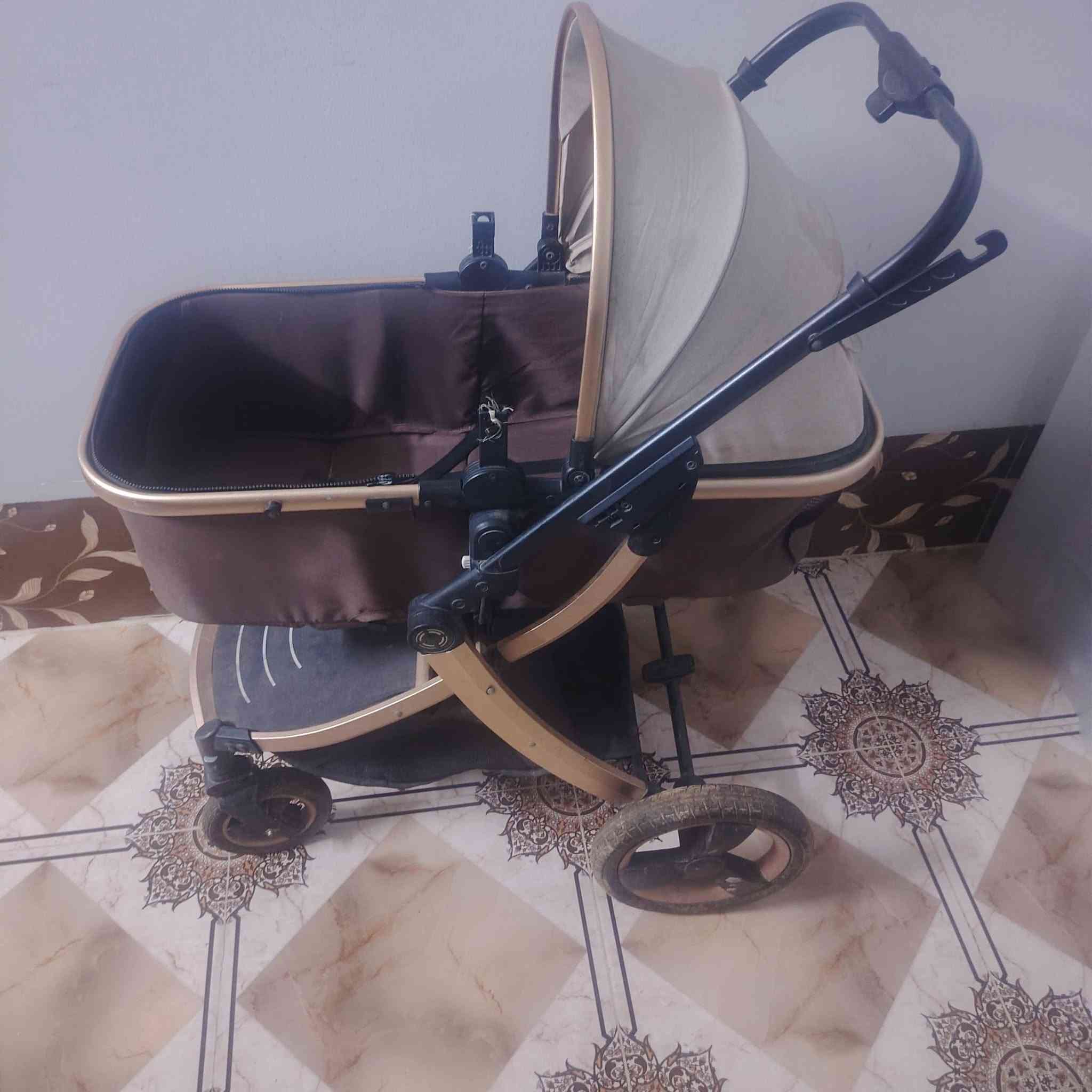 عربانه للبيع بدون اي عيب سعره ٤٥ الف مكاني شوراو ***********
