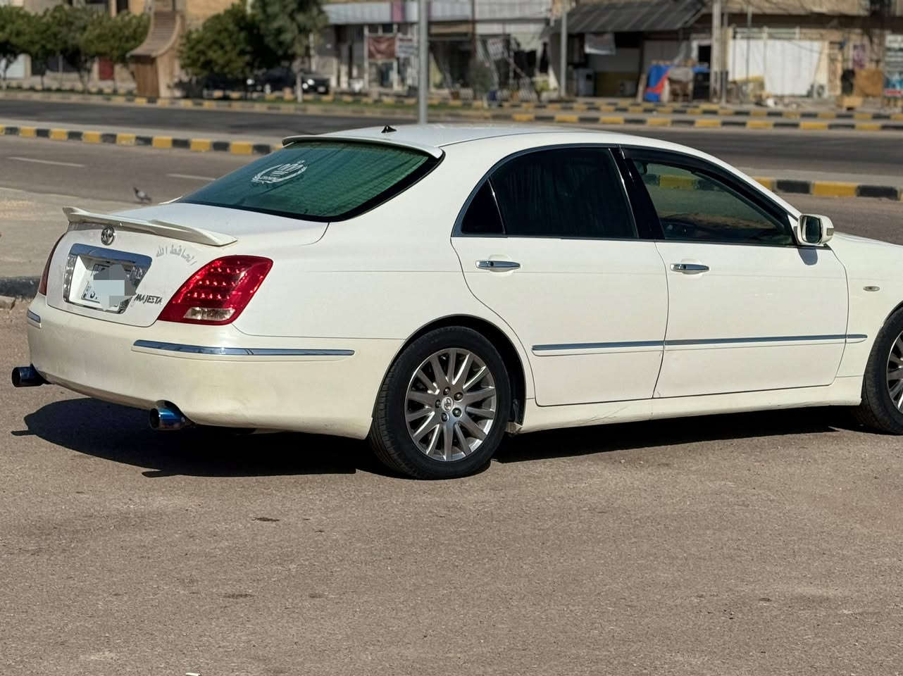 ماجسته 2004 للبيع تسجيل جديد✅
قرار 102 كامله رقم نجف سنويه باسمي مكفولة مواصفات
محور بريك شاهينه 
كامره خلفيه 
صندوق كهرباء 
بصمه 
مرايا جانبيه كهربائيه 
شاشه 
نظام مفتاح ذكي 
مانع الانزلاق 
نظام ABS
ذاكره المقاعد 
ستائر خلفيه كهرباء
تبريد قطعتين ثلج ❄
سياره رايدها 165 وبيها مجال للشراي سيارة تأكل الشارع أكل ومعروفة بل عتماديه رقم تلفوني ***********
