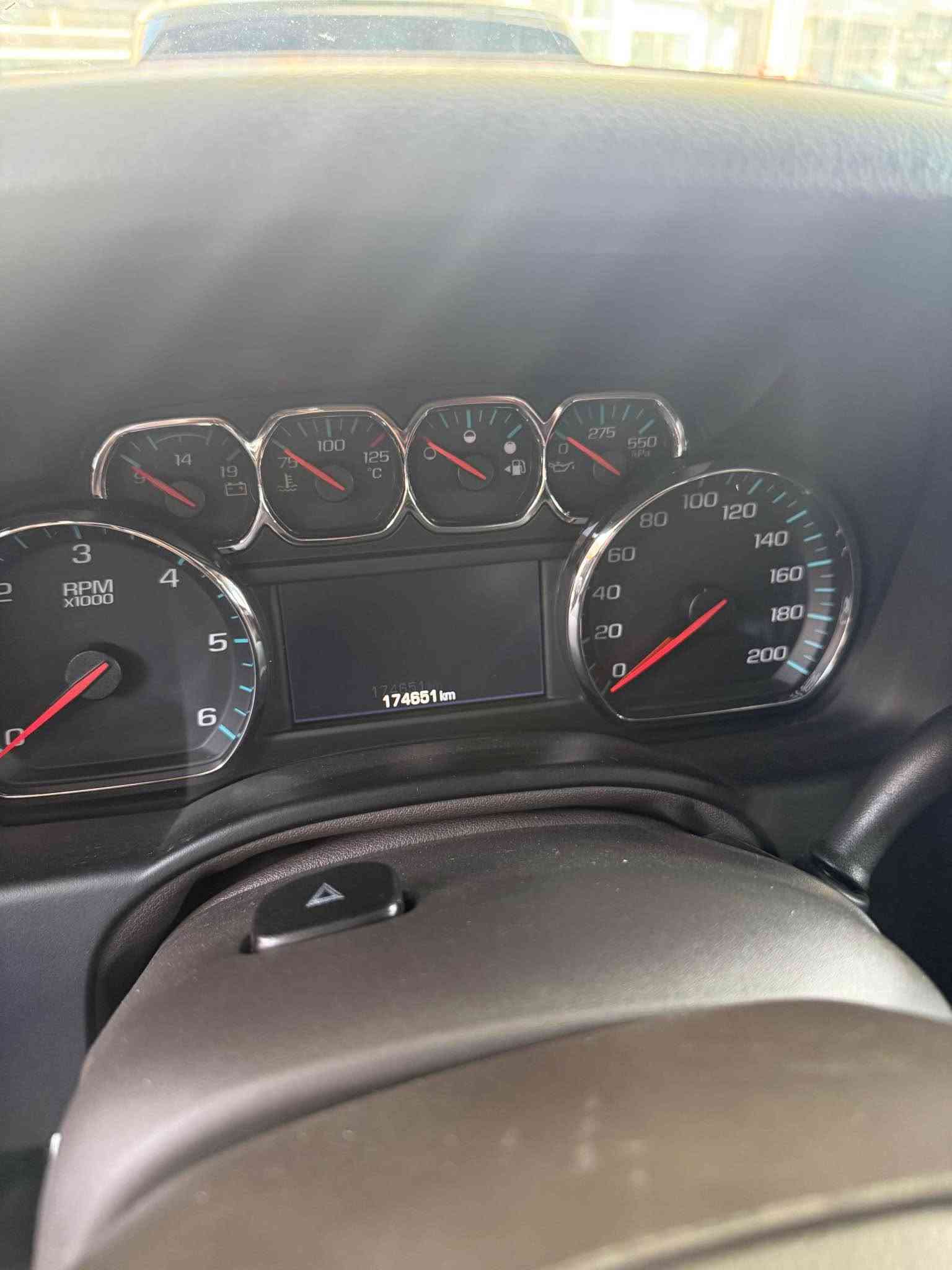 تاهو LTZ • ٢٠١٥ • ١٧٣٠٠٠ كم
