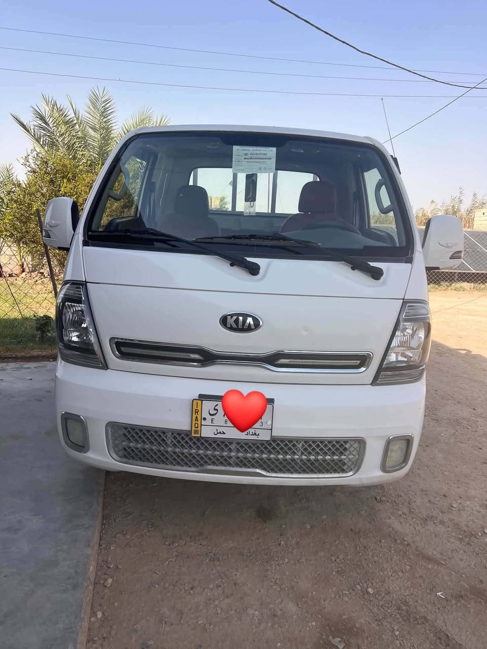 سلام عليكم كيا للبيع موديل 22 رقم بغداد سنويه ل 28 السياره كفاله عامه تبريد شقال السياره وضع شركه محرك كير اكسن كله مكفول تحويل ثاني يوم الاتصال ***********
