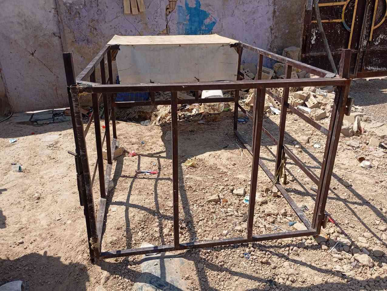 يا الله سلام عليكم محجرستوتة ابو الباب دايون للبيع
تزكام السعر 100وبي مجال 
المكان بغداد النهروان 
الهاتف ***********

