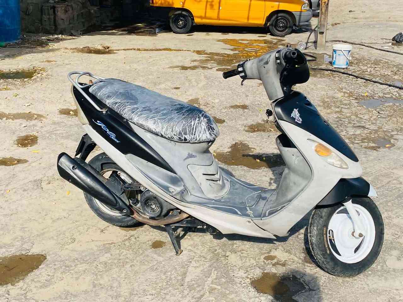 سلام عليكم دراجه ماكس منغولي للبيع مفتوحه مره وحده مكينه نعومه شلعه ومعدل كهربائيات كله شغاله لايت هورن اشاير نقص فقط باتري مكان دوانيه قضاء سدير سعر 520وبيه مجال  ***********
