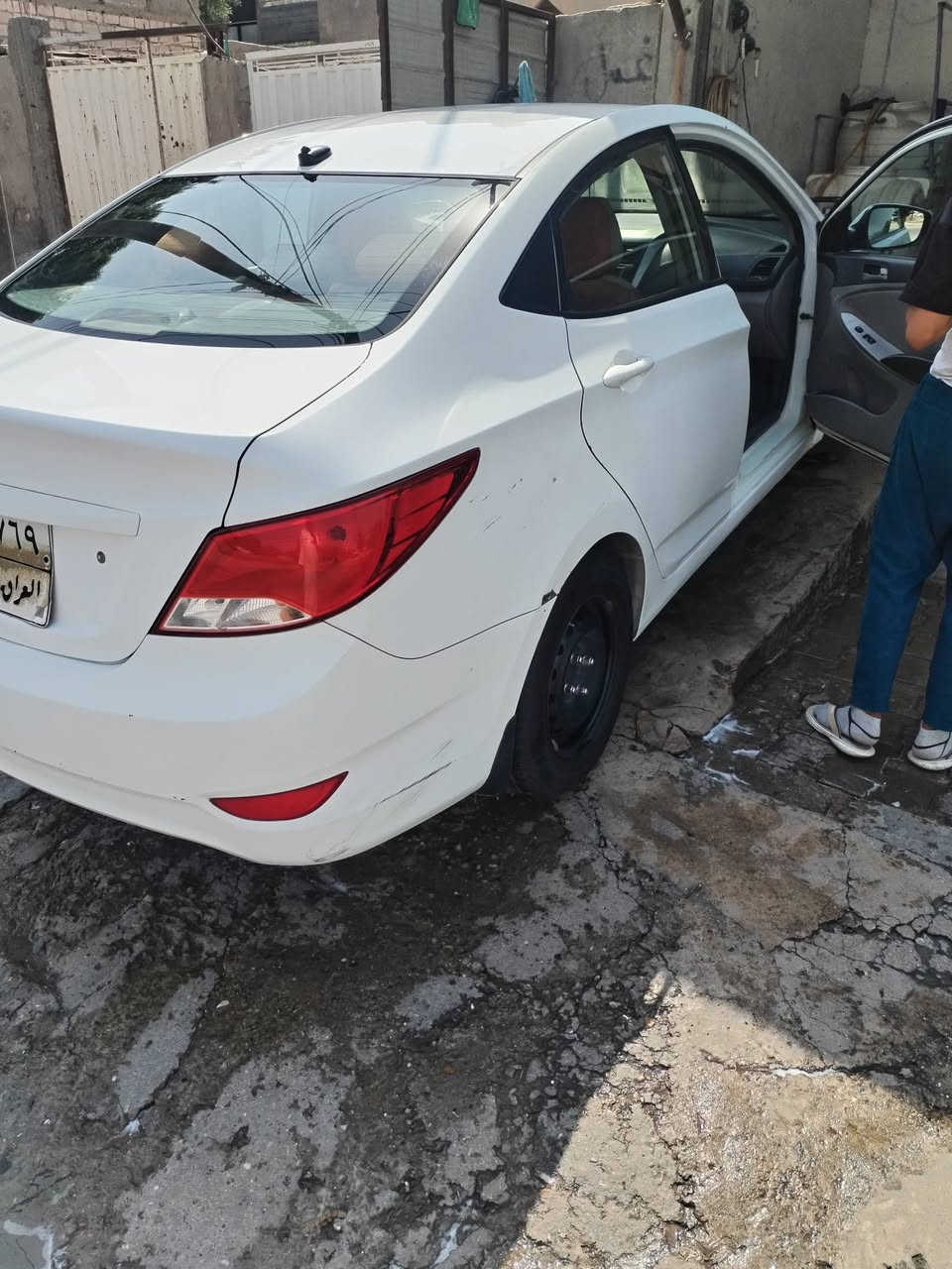 سلام عليكم اخواني سياره اكسنت موديل ٢٠١٧ مكينه ١٦٠٠ سياره بيها صبغ سياره تراي زيرو جديده تخم تاير تبريد شغال سعرها ٨٥ ورقة اوبيه مجال مكان نجف قرية الغدير ***********

