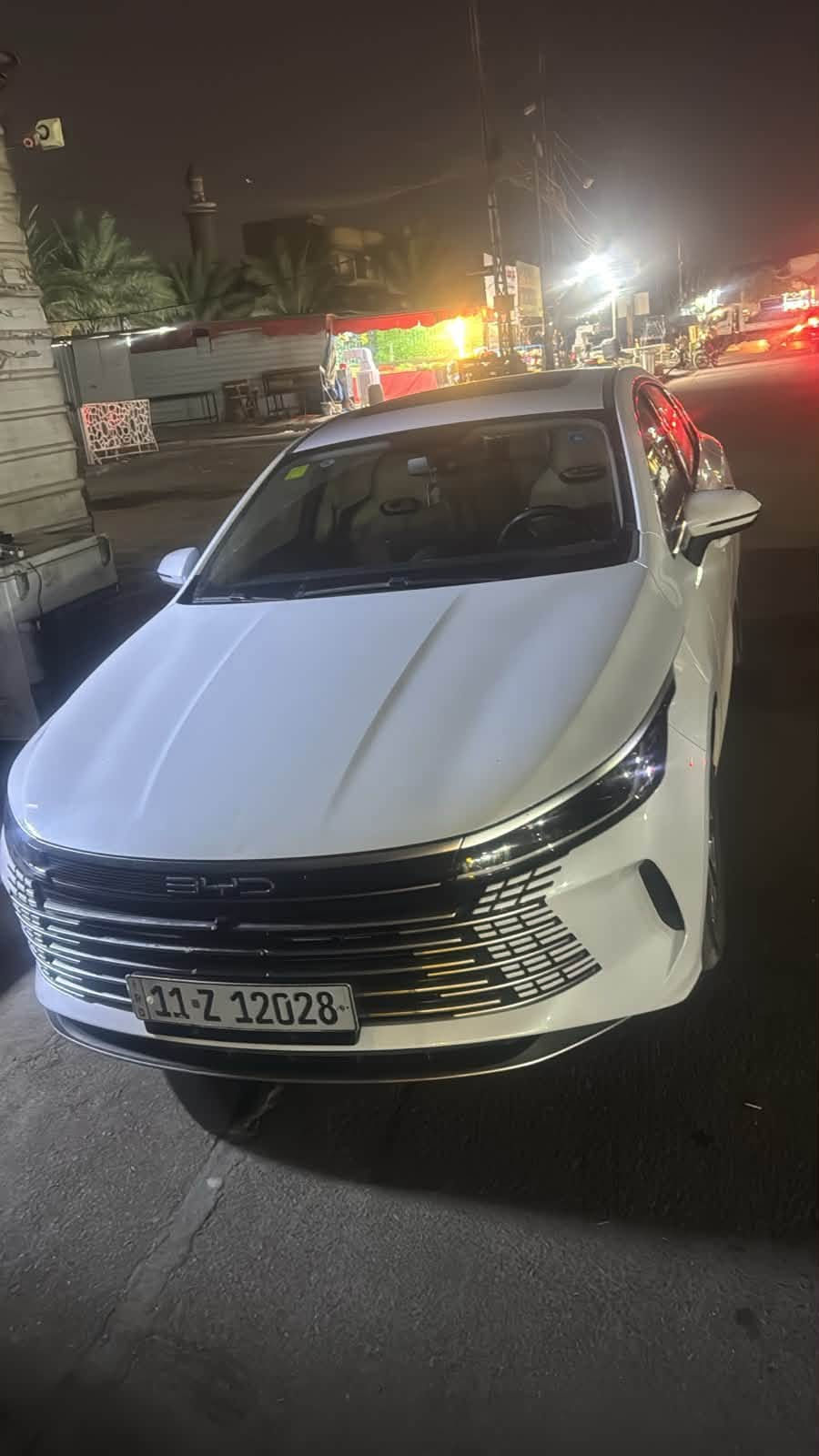 السلام عليكم 
BYD
موديل 2025 ماشيه 24الف 
سياره جديده و مرتبه فول1/1 المكان بغداد الچكوك 
***********
