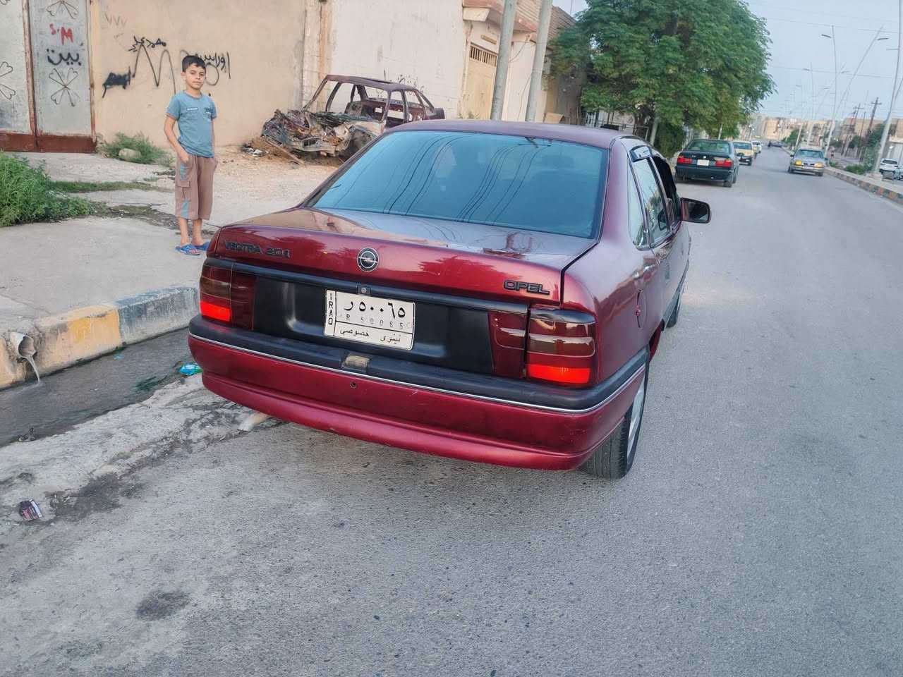 فكترا ٩٣ • حجم ٢٫٠ • اتوماتيك