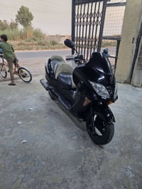دراجه فورزه للبيع  الدراجه 08  لون اسود  الدراجه مفتوح محركه   والدراج...