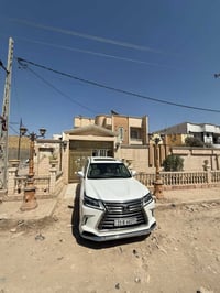 ٨ سلندر • ٢٠١٧ • ماشية ٩٠٠٠٠