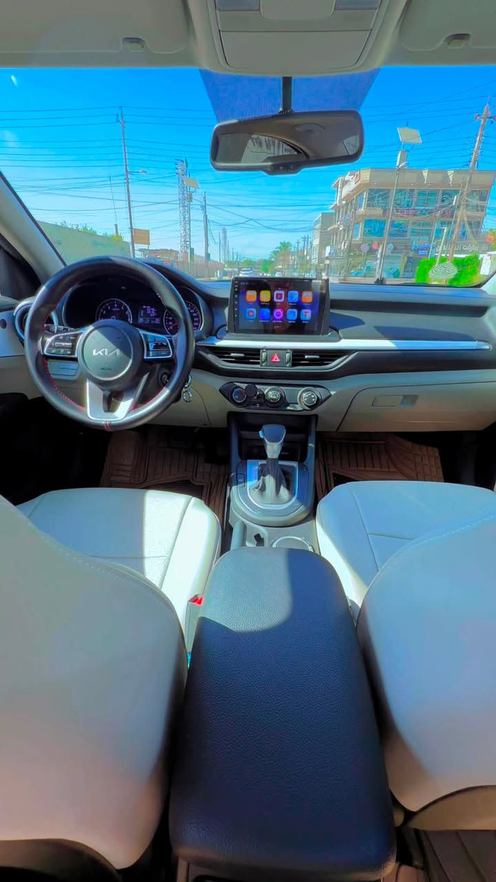 السلام عليكم .
🚗 كيا سيراتو 2022 (مواصفات خليجية فول)
​الحالة: بحالة الزيرو (ماشي 31 ألف كم فقط).
​المحرك: 1,600 .
​الضمان والكفالة: مكفولة بالكامل من الصبغ والتبديل (توجد فقط بصمة بارد بسيطة جداً بجاملغ خلفي جهة السائق "شبر أو أقل").
​الرقم: رقم بغداد باسمي.
​المواصفات:
​فتحة سقف (سلايد روف)
​تبريد قطعتين (أمامي وخلفي)
​مرايا شفط (طي كهربائي)
​تحكمات شاشة وديكور بالاستيرن
​حساسات خلفية
​شاشة أندرويد متكاملة مع كاميرا خلفية
​مقاعد جديدة مع تدبيل/دوشمة خياط راقية
​للتواصل  عن السعر:
📲 *********** (اتصال أو واتساب فقط - غير متواجد على الفيسبوك)
