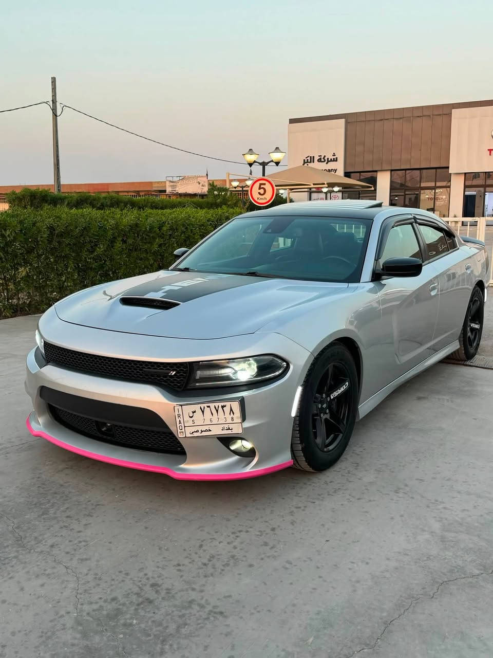 جارجر2021
*ممشى 40الف
*Gt Premium
*بلاك توب
*فول مواصفات1/1
*فتحه (سلايت)
*رادار امامي
*رادار جانبي 
*مرآة قلاب
*مرآة متحسسة للإضاءة العالية والتعتيم

*انارة ترحيب مرآة
*هيتر مرآة
*حساسات خلفيه
*كامييرا دواره
*فجوج بريمبو
*دبلات صفر 
*خزن ميموري
*دركه D
*مقود كهرباء
*مقود تدفئه
*شفتات ستيرن
*مقاعد كهرباء جلد وكنتارا
*مقاعد اماميه تدفئه + تبريد
*مقاعد خلفيه تدفئه
*سيستم صوت الباين11 سماعه
*دمام الباين بلصندوك
*كشافات Led
*بيها منضومه لايت اوزوم سعرها400$
*دشبول جلد + تطريز
*بطاين بيبان جلد + تطريز

*عليها ادامه كامله
1بلكات شامبيون وكاله
2تنضيف نوزلات
3تبديل فلاتر عبوة فيول بم
4 صدر امامي

*وارد امريكي جاملغ امامي ايمن فقط مصلح ومصبوغ (بدون ايرباك).   

السعر 303 وبيها مجال
***********
