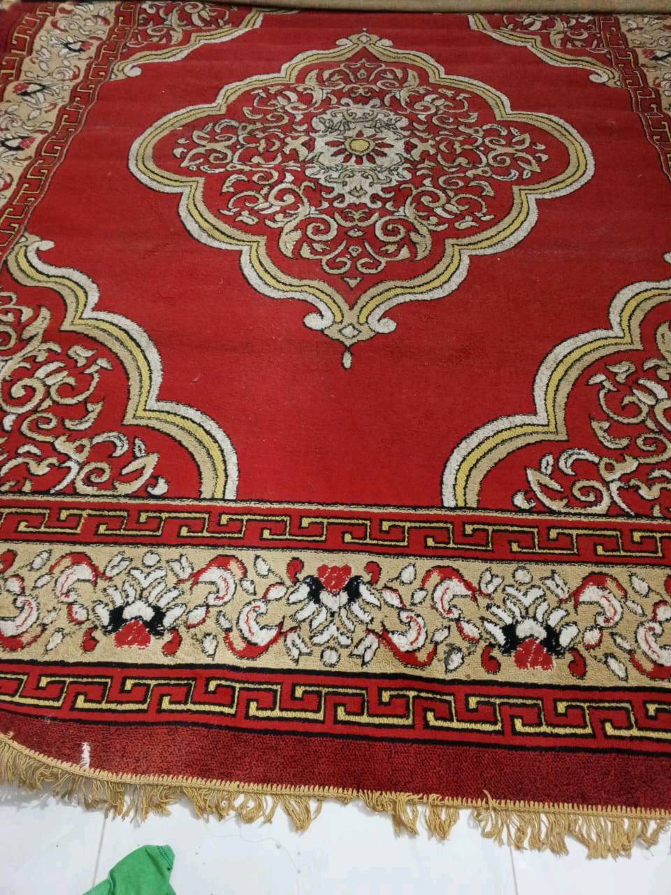 زولية مستعملة كم شهر السعر 80 وبيها مجال العنوان النجف الكوفه رقم الهاتف ***********