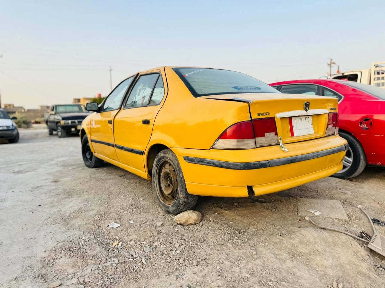 السلام عليكم سمند للبيع رقم مثنئ سنويه نافذه بل 20020 مكينه وكير جاهزات السعر 13 وبيها مجال  بدون تحويل اتعهد سرقه وعشائر العنوان بابل للاتصال ***********

