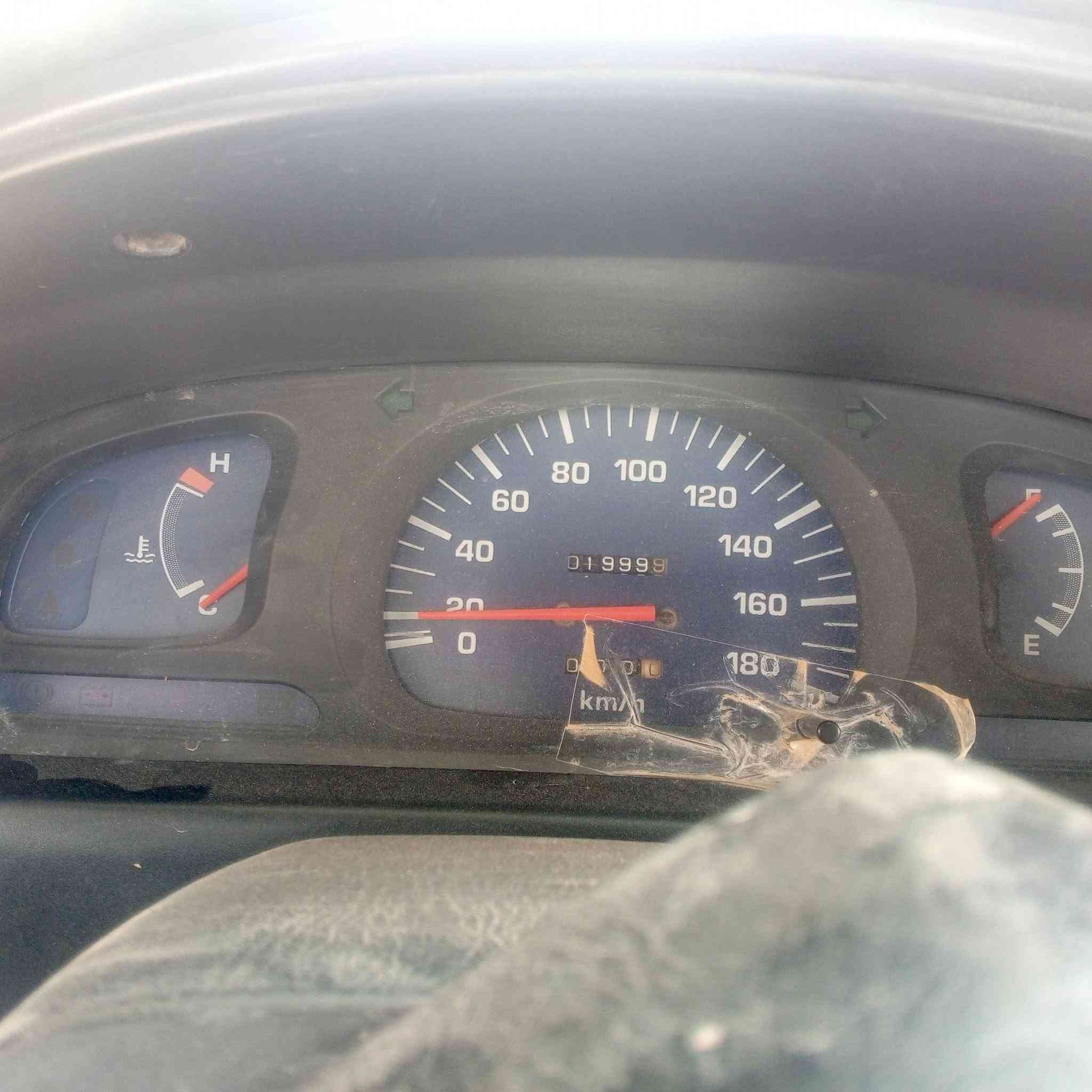 بيكم فلاحي 2001 للبيع نضيفه كفاله عامه
الشراي يتصل ***********
