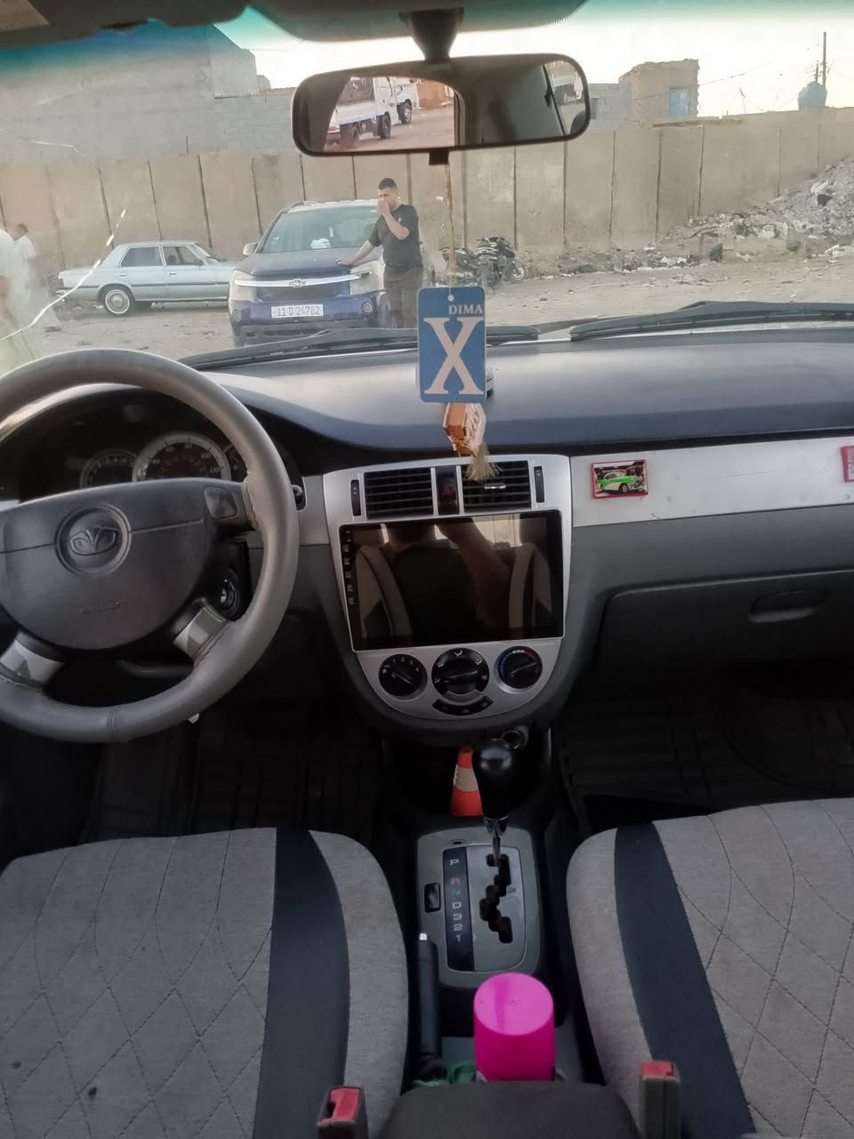 سيارة للبيع لون رصاصي 
سيارة مكفوله من كلشي 
تخم تاير جديد 
كهربائيه كلها شغال 
مكفوله من ضريه 
مكنيه كيره جديد 
بيها جراد بلاديها 
تبريد شغال بس شي بسيطه صونده شويه يسرب غاز 
رقما بغداد 
السعر 47 
العنوان / بغداد الجديدة شارع المسبح 
الاتصال على رصيد فقط 
رقم الهاتف /***********
