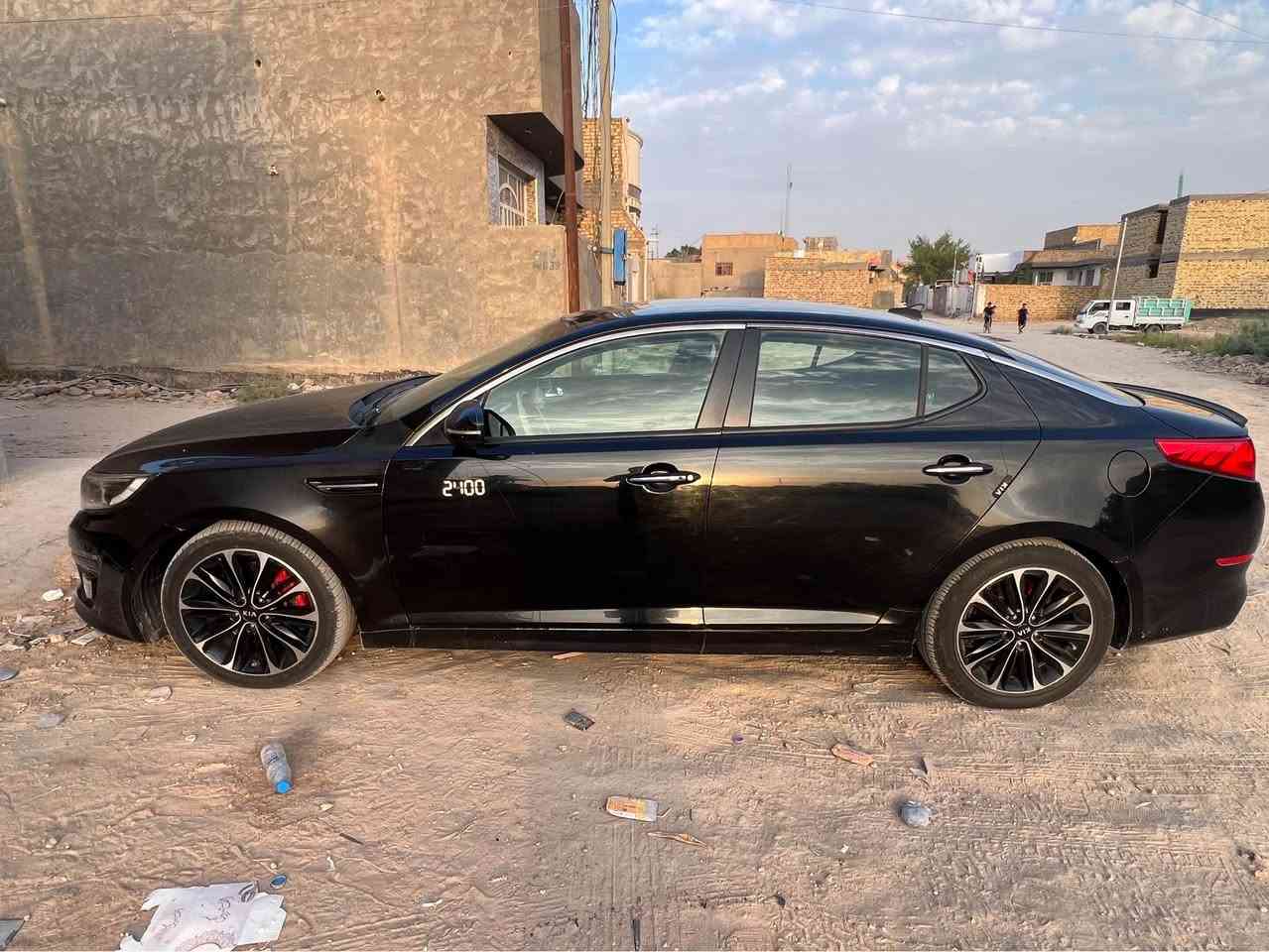 اوبتما ٢٠١٥ أمريكي 
فول موصفات ماعدا الفتحه
بصمة تشغيل وابواب 
شاشه حساسات
 كرسي كهربائي 
اشاير بل المري
سستم سماعات ودمام خلفي 
تايرات جديده قبل اسبوع شادهن 
باتري جديد عبوة فيت بم جديده 
كشنات جلد السياره  خير من الله
كير مكينه بحاله جيده كله دهن اصلي 

الضرر من امريكا جاملغ وبنيد وحالياً جاردات اذني القطعتين
وبل العراق صار بيه جاملغ ثاني وبارد بل الجاملغ الخلف 
يعني ٤ قطع 
السياره باسمي سنويه لل٣١ 
السعر ١١٠ وبي مجال
للاستفسار *********** حلة, بابل

نص مكتوب في الصور:
- 2400