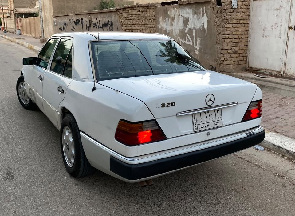 سلام عليكم للبيع مارسدس بيبي موديل 94 رقم انبار تحويل مباشر محرك بلادي خراطيم كير محرك جدد حداديه جديده تخم تاير جديد تبريد شغال ثلج قواعد دبلات جدد بدون الحيم او خياس سياره جاهزه سعر 55 وبيها مجال مكاني كربلاء 
***********
***********
