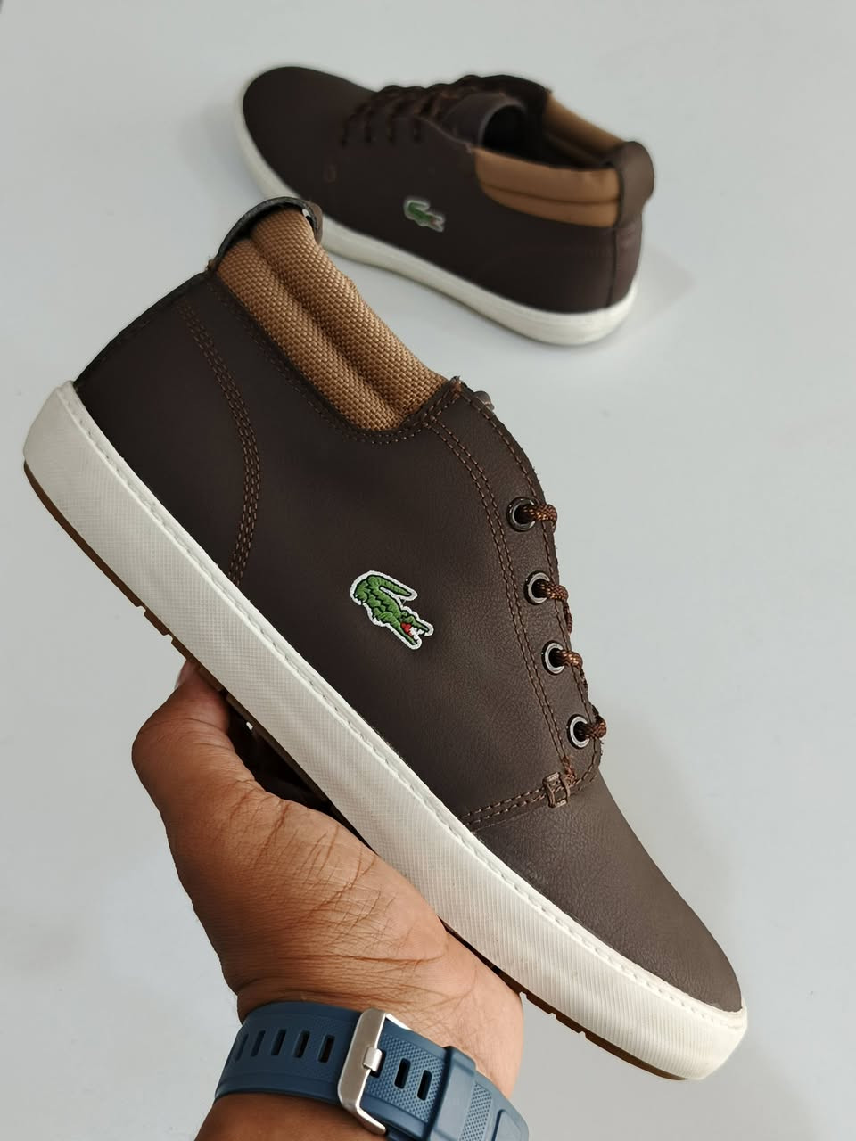 ▪️لاكوست وكاله غير مستخدم اصلي اورجنال
▪️قياس 42---26....cm طول القدم 
▪️ نسبة نظافة غير مستخدم ✅🔥
👟 طبي وزن خفيف مريح القدم 
☎ واتساب ***********☎
🚗 توصيل كافة محافظات العراق 🚗
