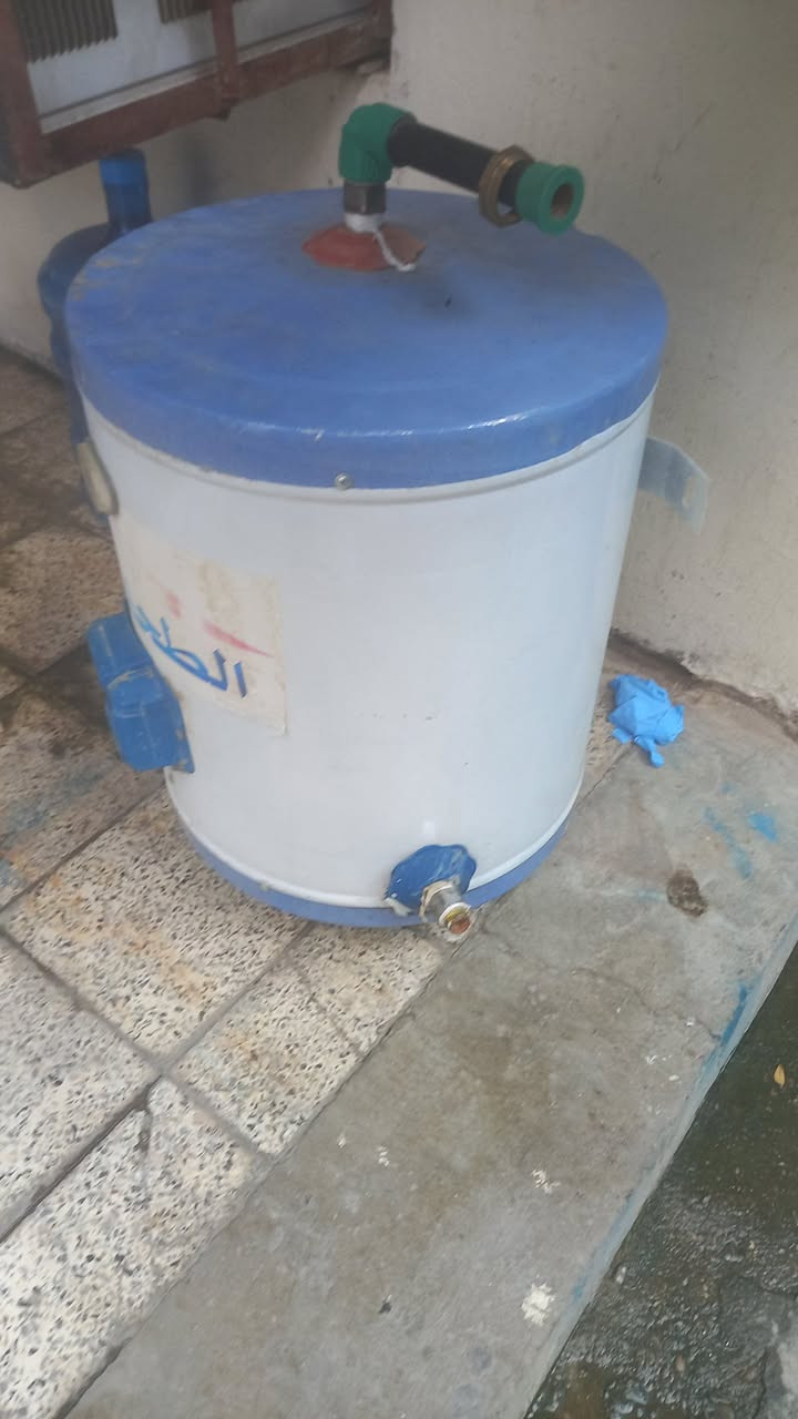 ‎ﻣﺠﻤﺪه ﺣﺠﻢ ١٠ ﻗﺪم ١٣٠ اﻟﻒ ﻛﻴﺰر ﻧﻮع اﻟﻄﺤﺎن ٥٠ ﻟﺘﺮ اﻟﺴﻌﺮ ٣٥ اﻟﻒ ﻋﻨﻮان ﻛﺮﻳﻌﺎت ***********‎ زكوطة, سيدي قاسم

